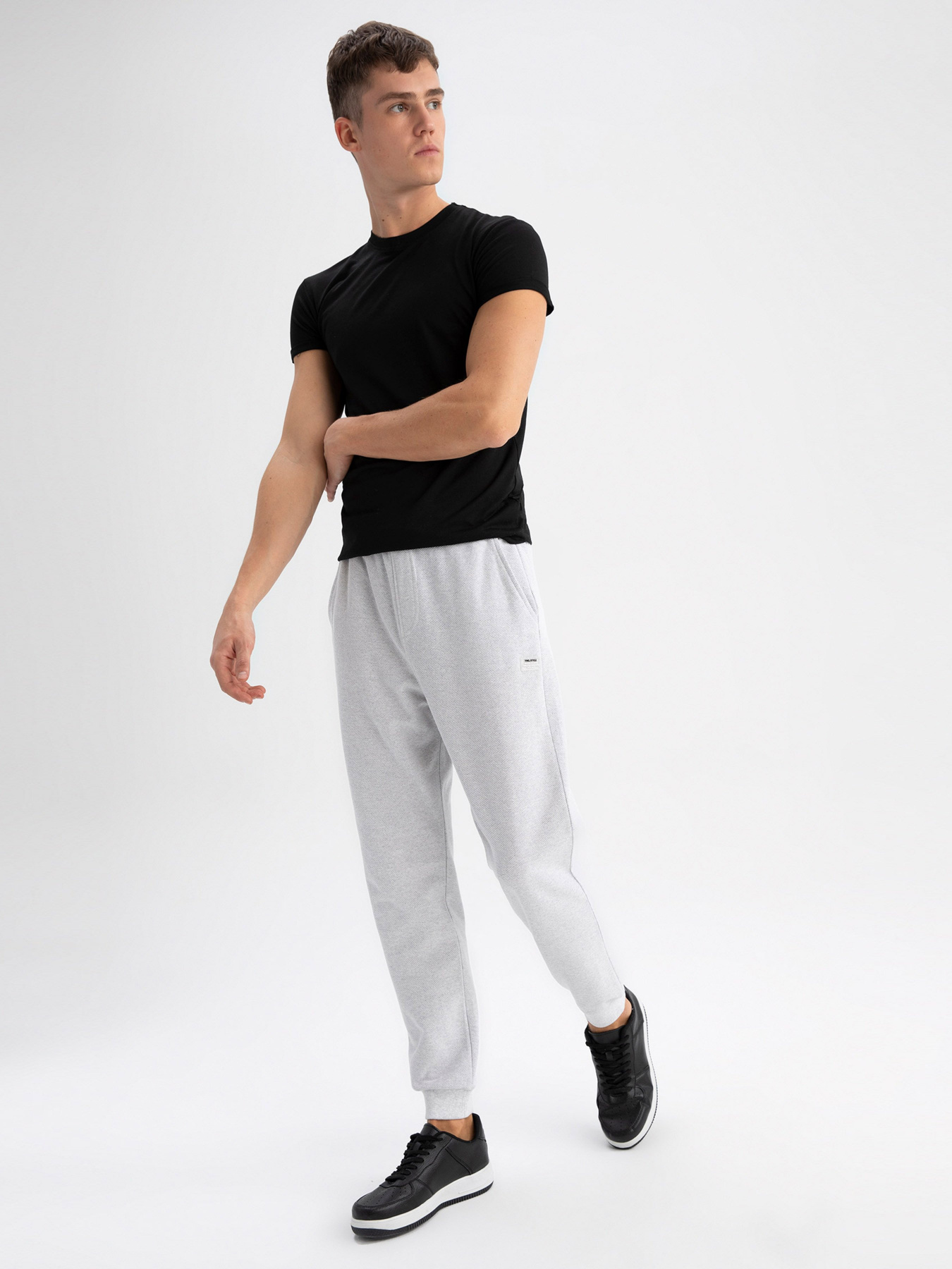 Джогери DeFacto модель Z2457AZ-GR363 Фото