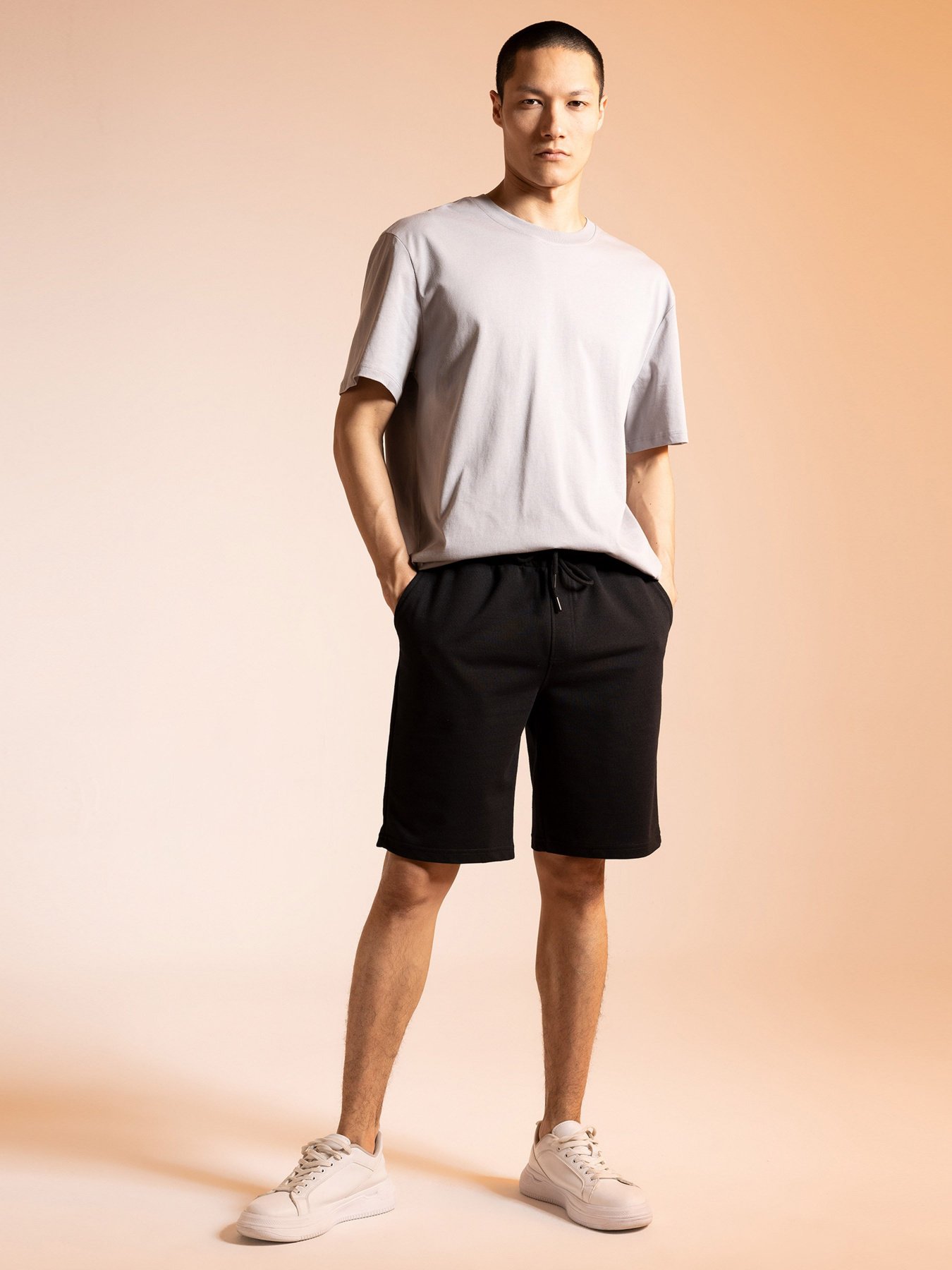 Шорты DeFacto модель R3442AZ-BK81 Фото