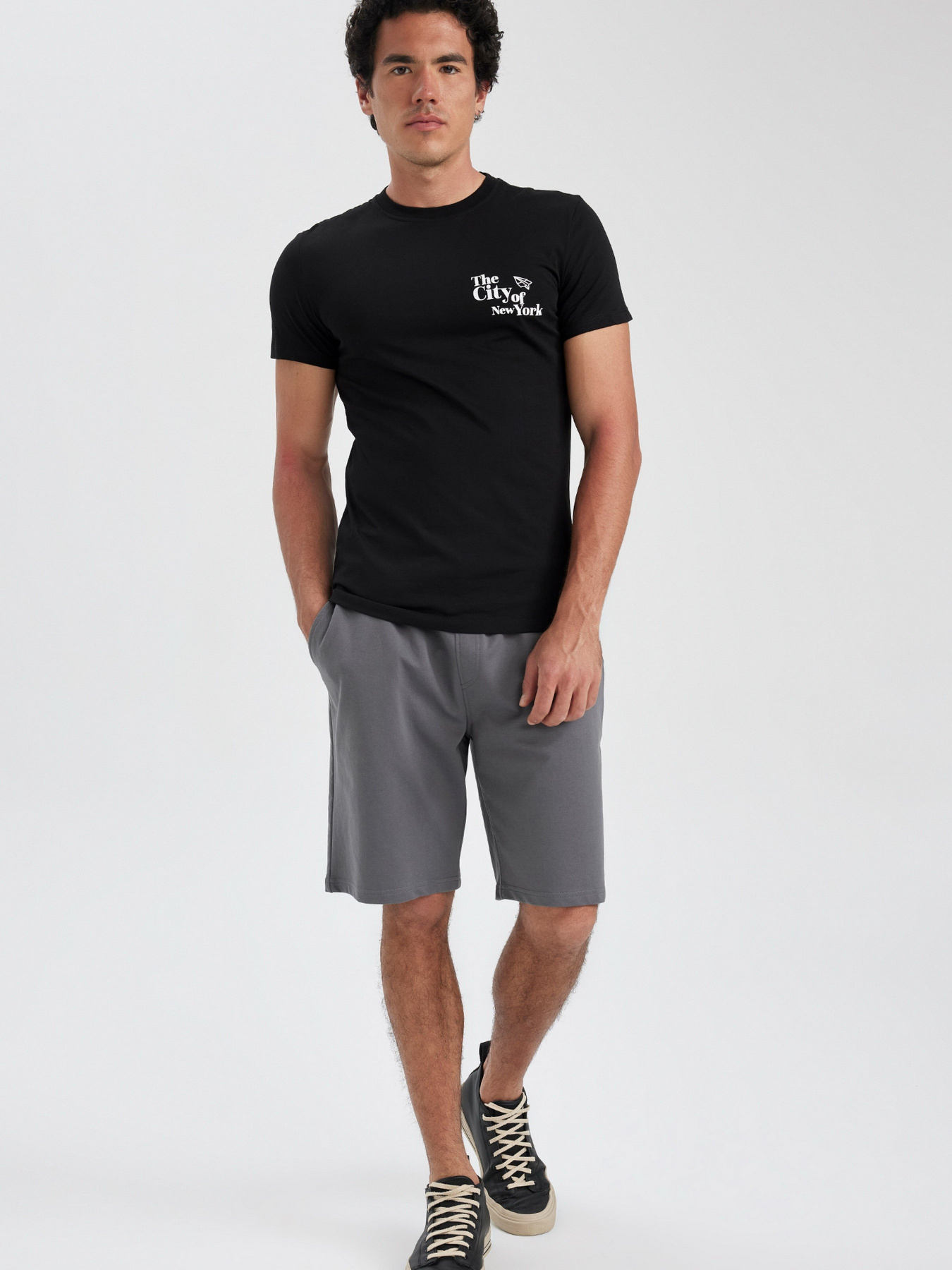 Повсякденні шорти DeFacto модель W1105AZ-AR58 Фото