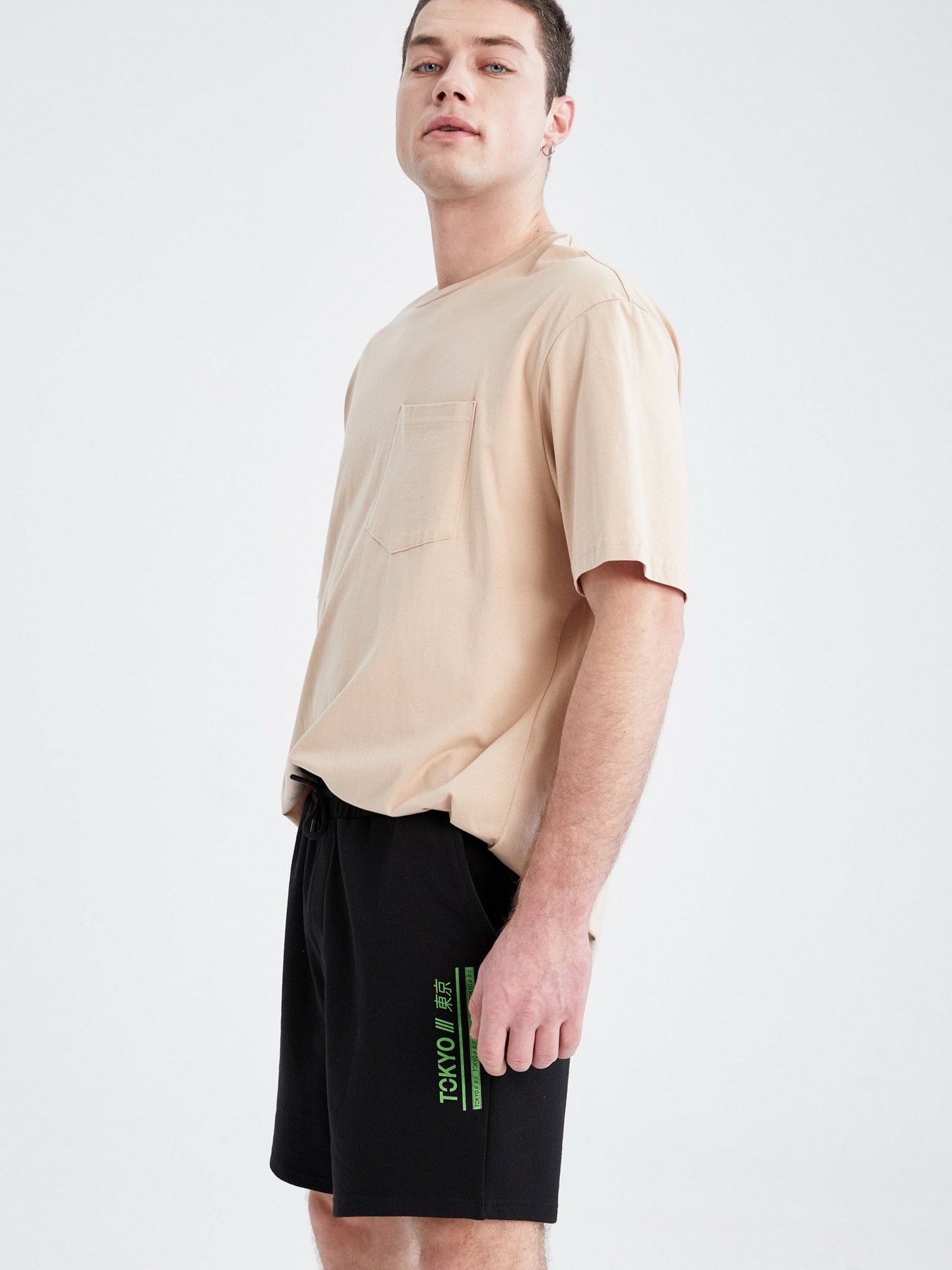 Шорты DeFacto модель X6698AZ-BK81 Фото