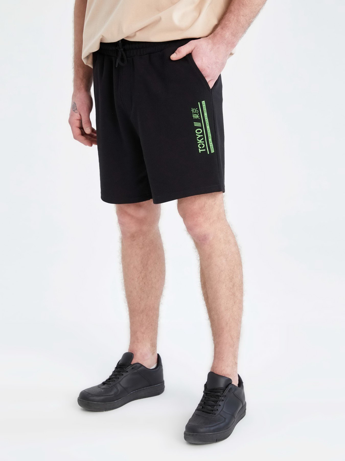 Повсякденні шорти DeFacto модель X6698AZ-BK81 Фото