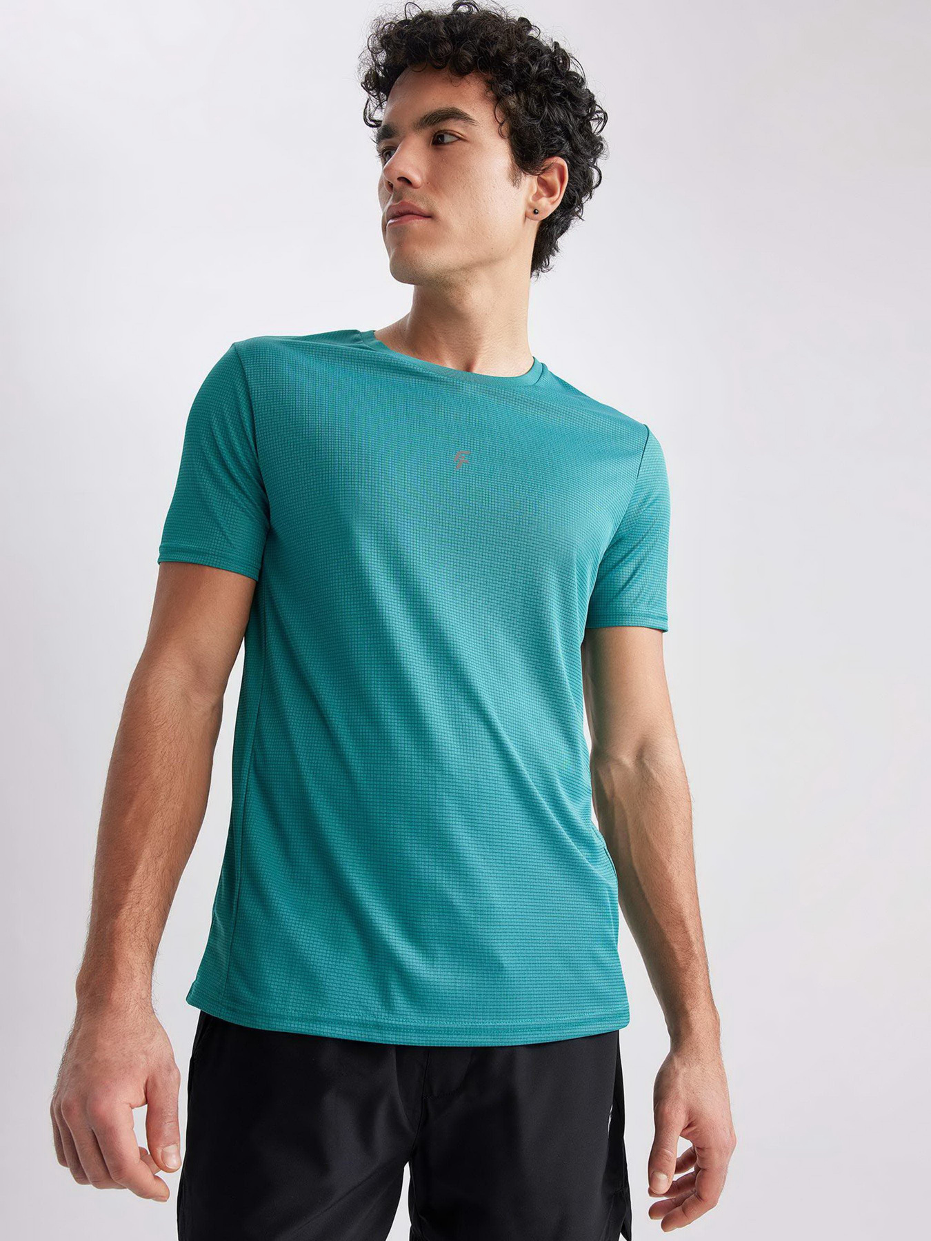 Футболка DeFacto модель X6142AZ-GN450 Фото