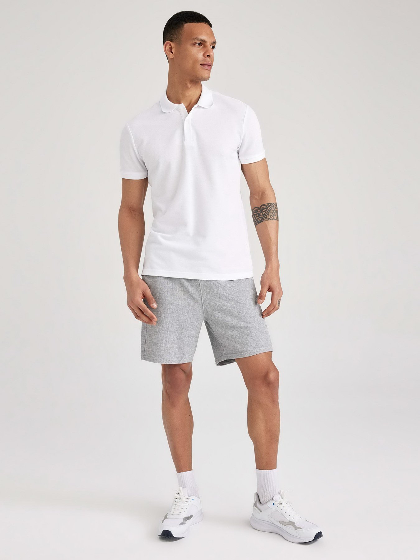 Повсякденні шорти DeFacto модель Z5498AZ-GR210 Фото