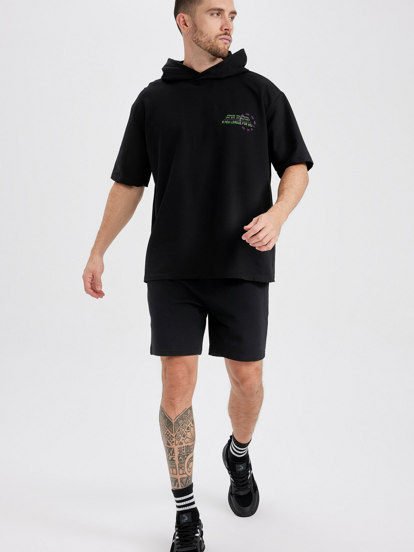 Футболка DeFacto модель Z5632AZ-BK81 Фото