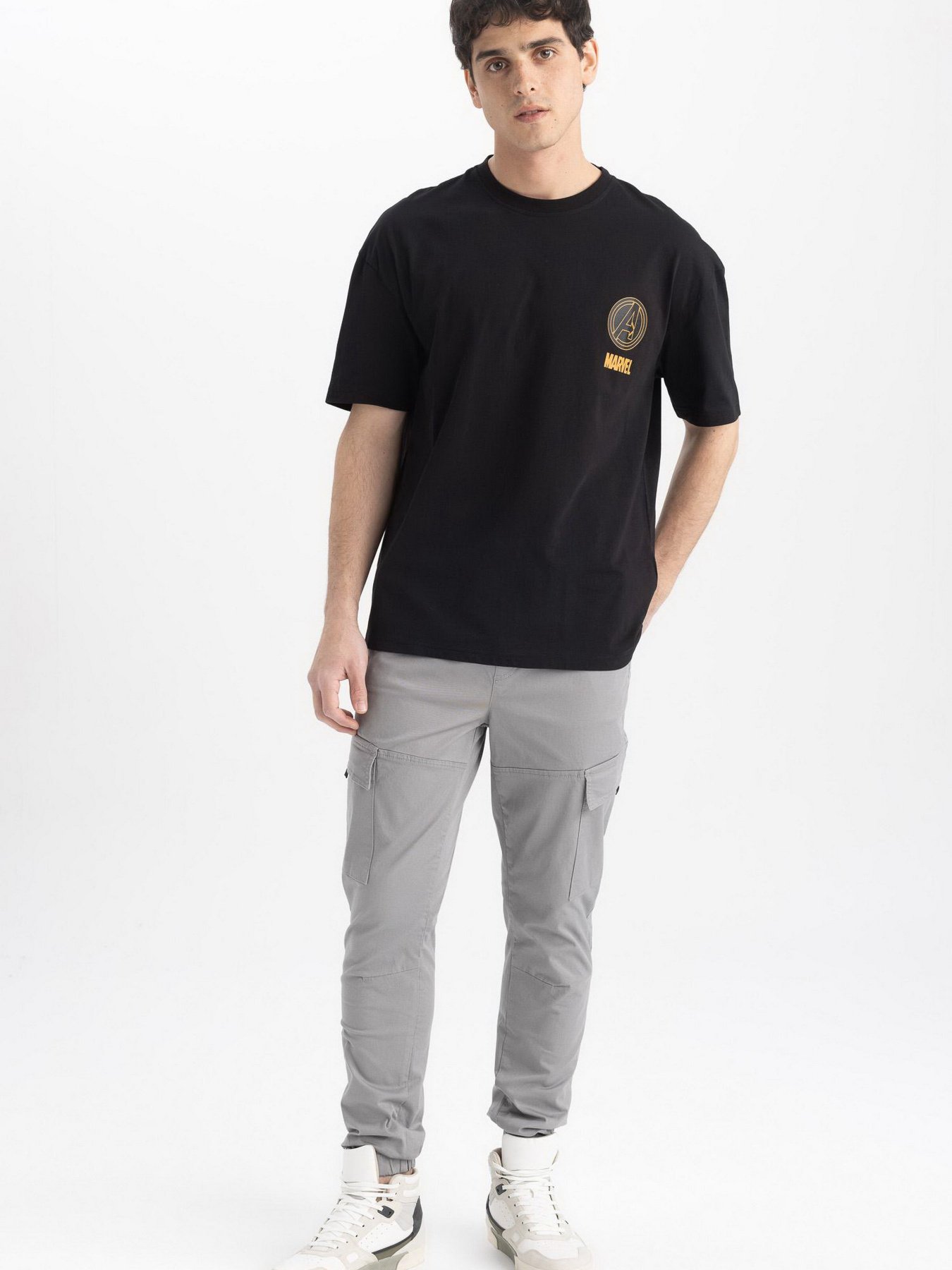 Футболка DeFacto модель Z7022AZ-BK81 Фото