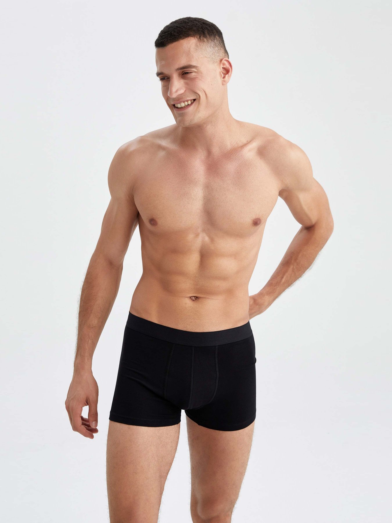 Набір трусів DeFacto модель W6734AZ-BK27 Фото