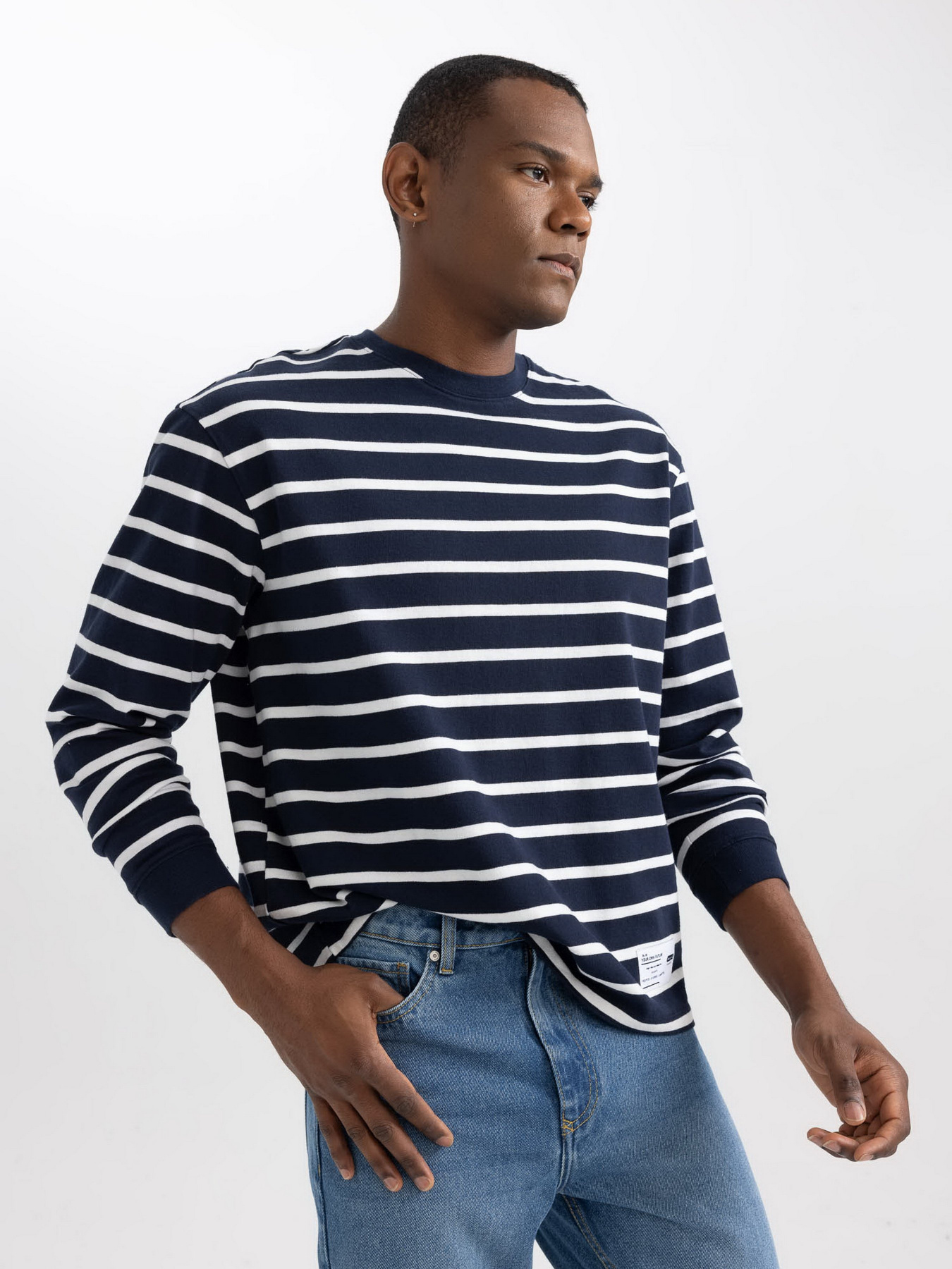 Свитшот DeFacto модель A8824AX-NV239 Фото