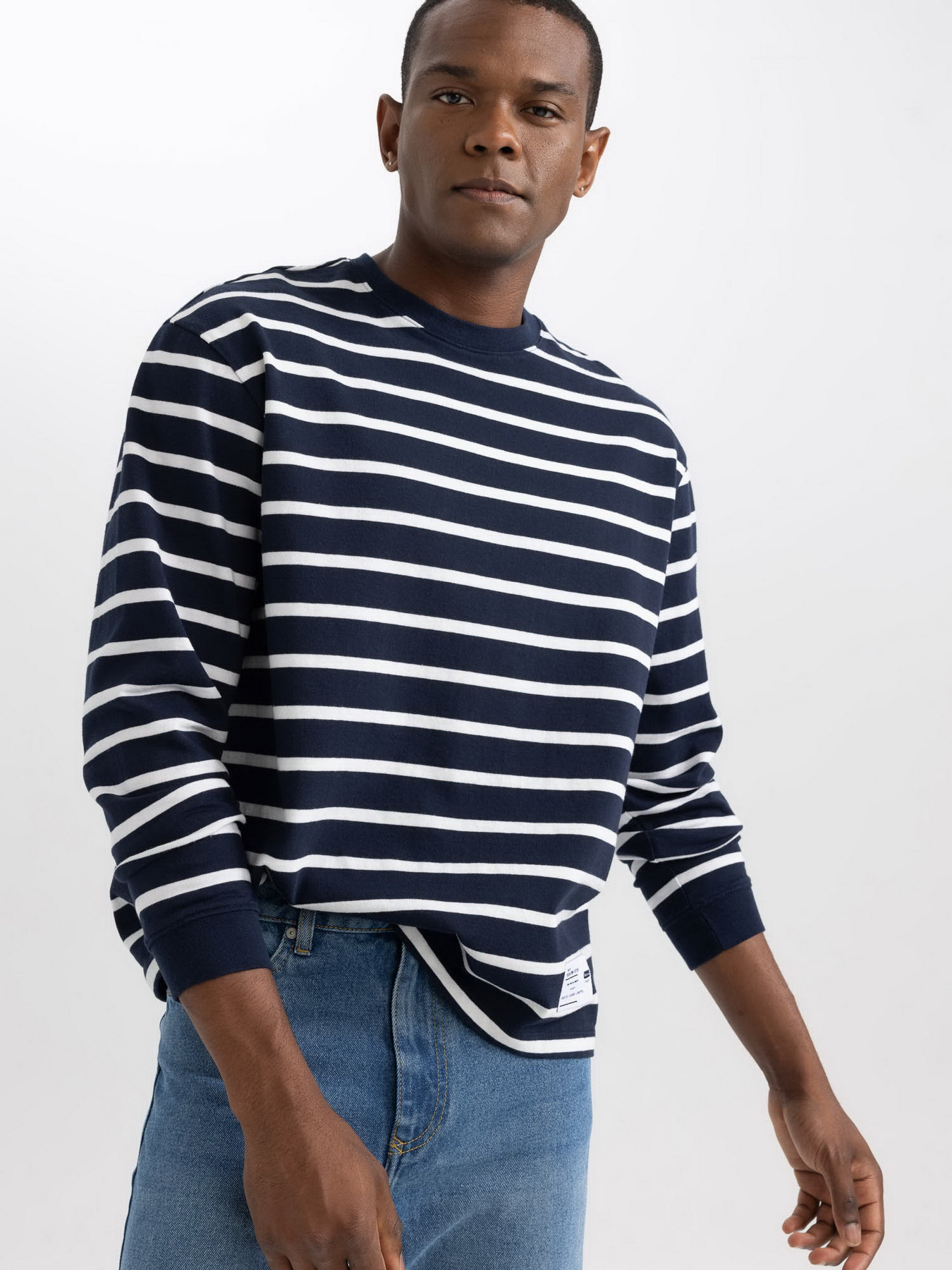 Світшот DeFacto модель A8824AX-NV239 Фото