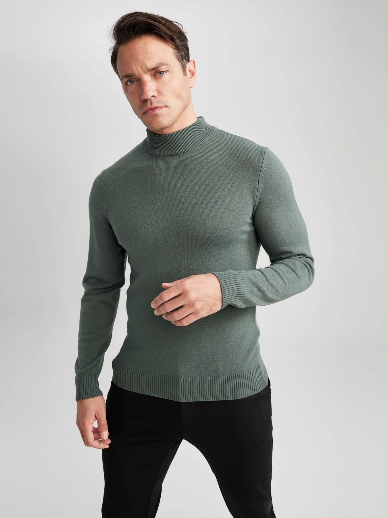 Водолазка DeFacto модель R1127AZ-KH412 Фото