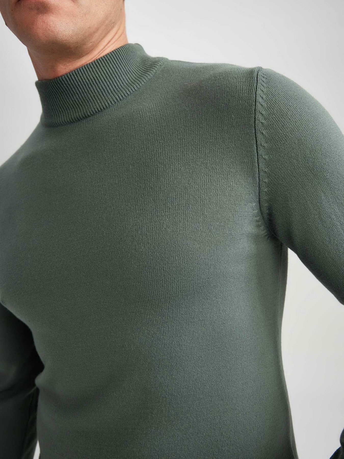 Водолазка DeFacto модель R1127AZ-KH412 Фото