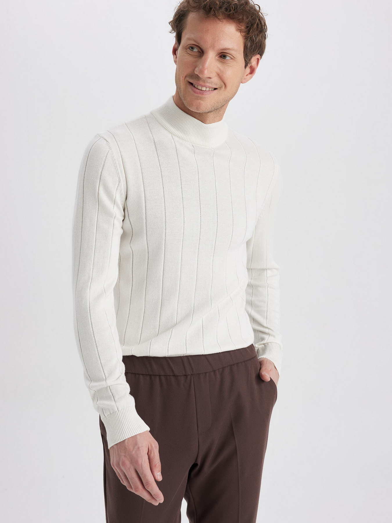 Водолазка DeFacto модель X7395AZ-ER138 Фото