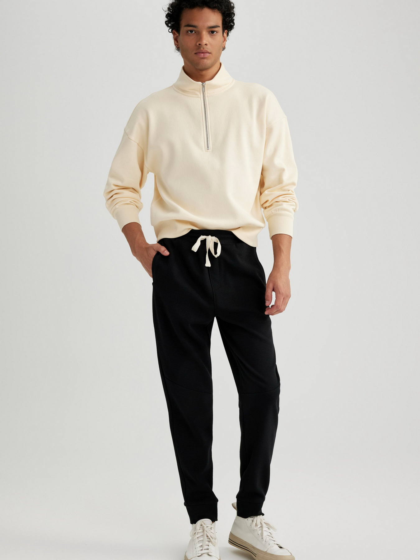 Джоггеры DeFacto модель Y0808AZ-BK81 Фото