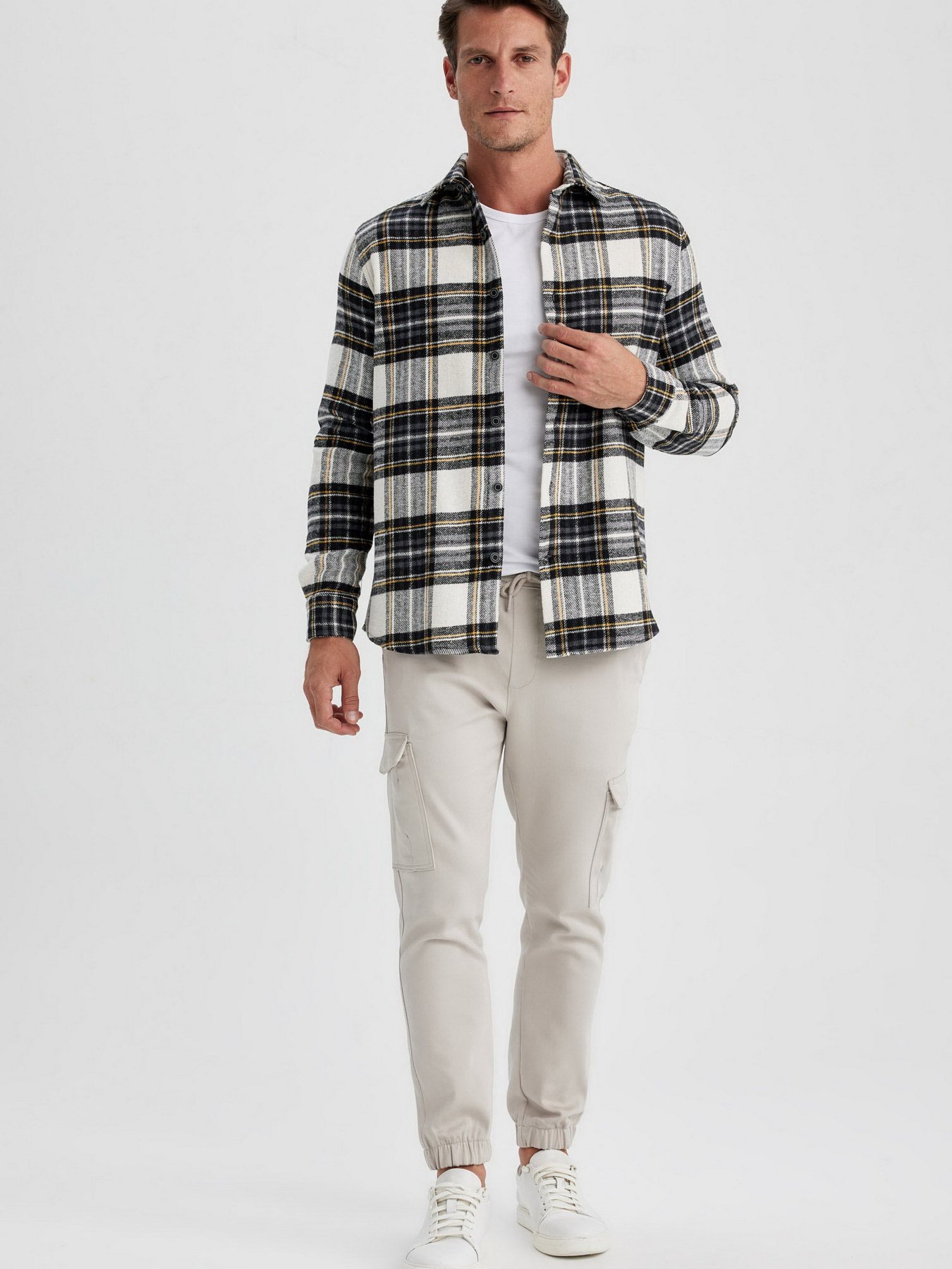 Сорочка DeFacto модель Y1693AZ-BK27 Фото