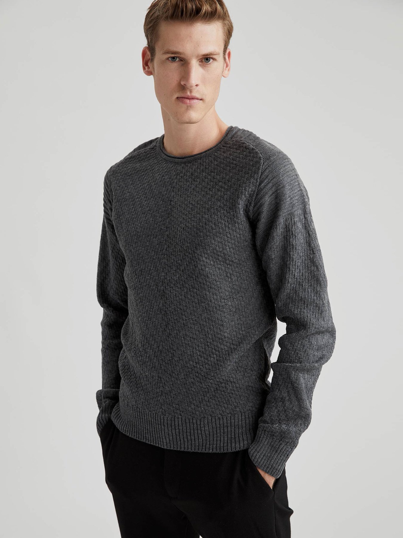 Джемпер DeFacto модель T6367AZ-AR102 Фото