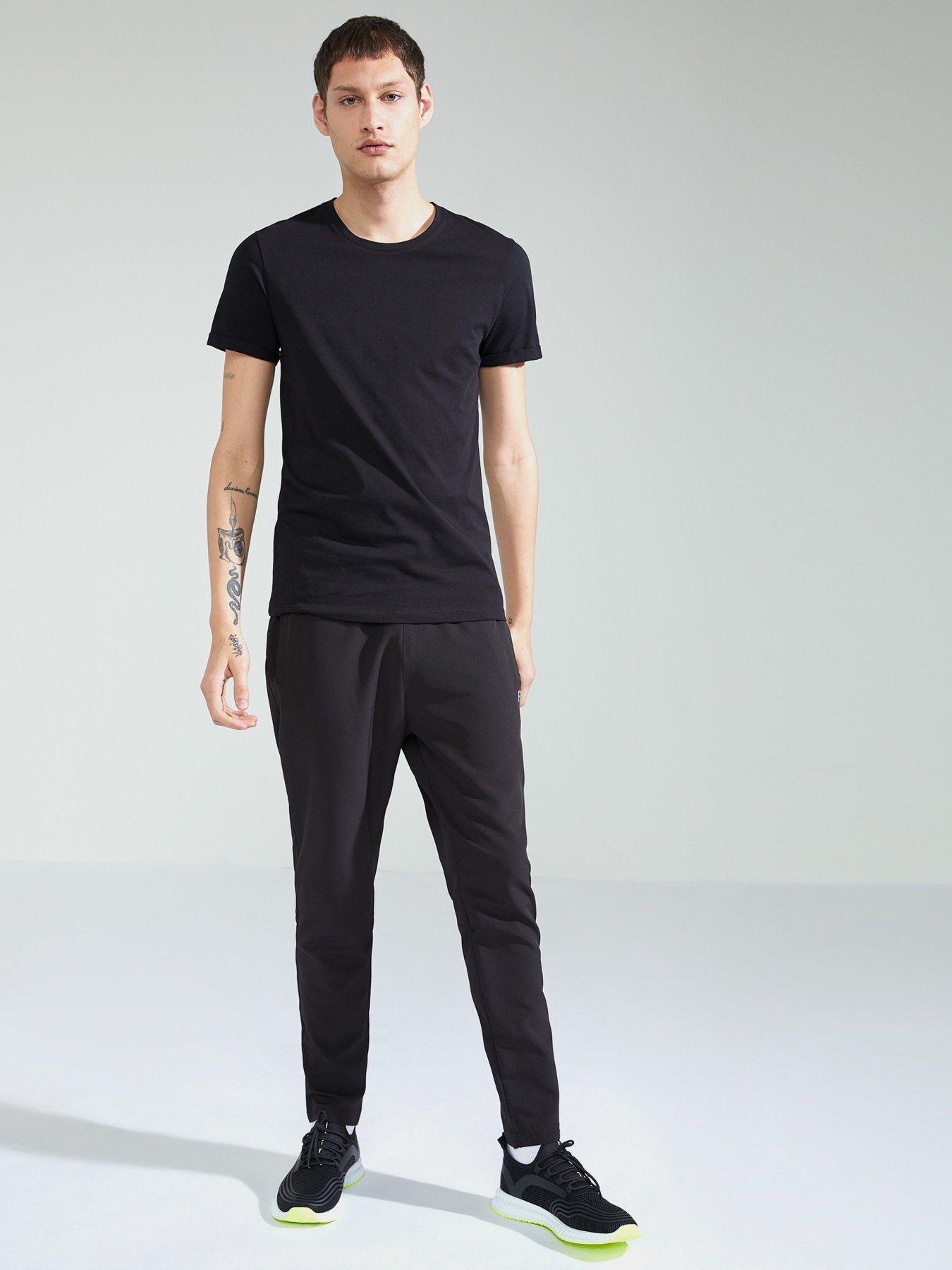 Футболки и поло DeFacto модель T4177AZ-BK27 Фото