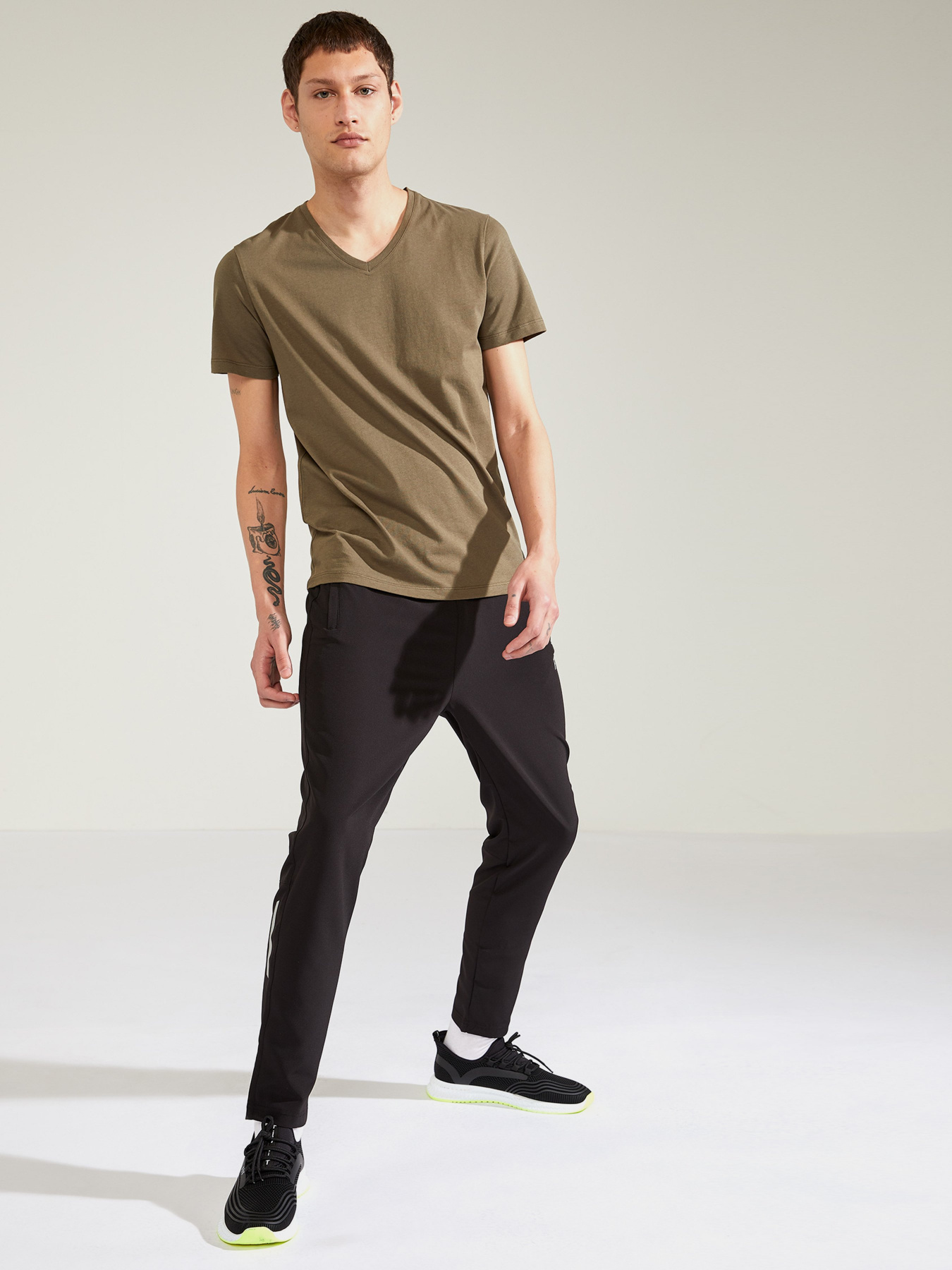 Футболки і поло DeFacto модель T4178AZ-KH345 Фото