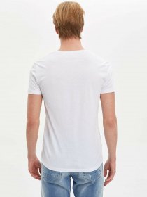 Футболки і поло DeFacto модель M4791AZ-WT34 Футболки і поло DeFacto модель M4791AZ-WT34 Фото