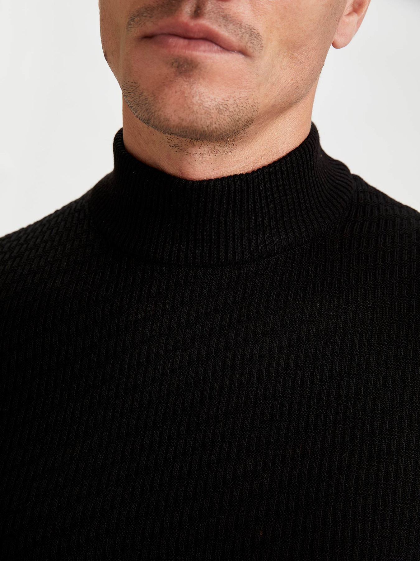 Водолазка DeFacto модель T1186AZ-BK27 Фото