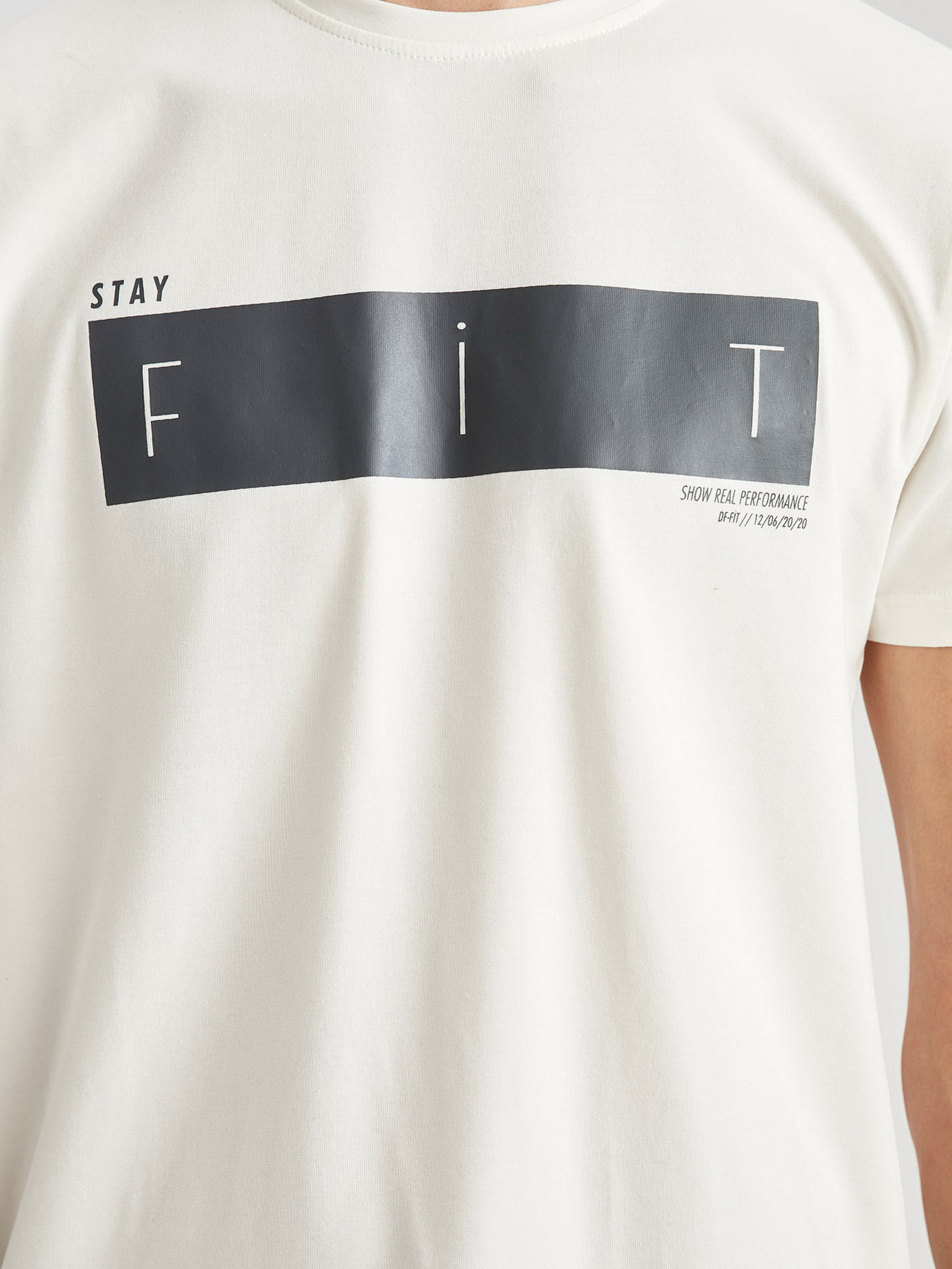 Футболки і поло DeFacto модель S9709AZ-BG662 Фото