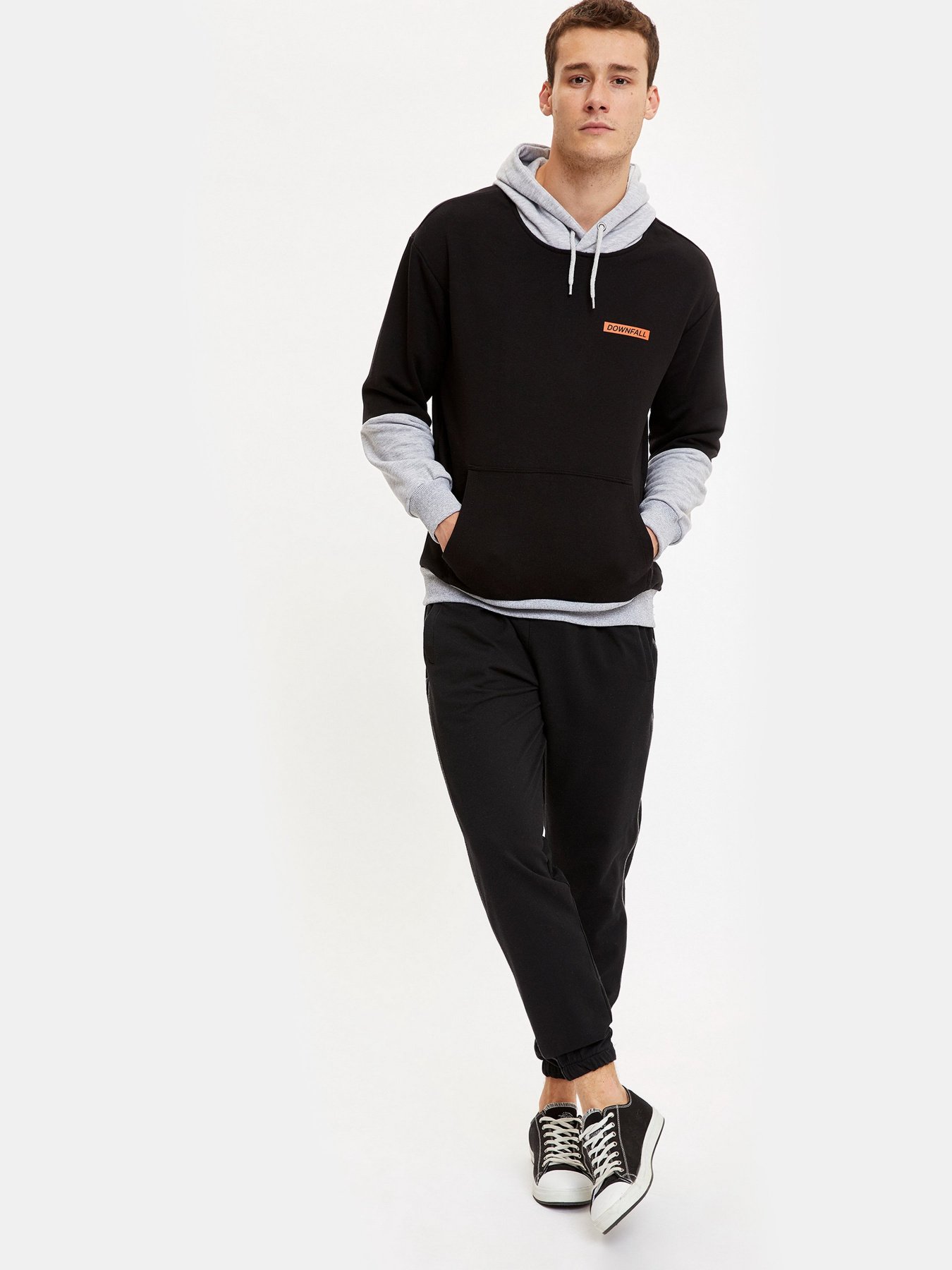 Худи DeFacto модель S8036AZ-BK27 Фото