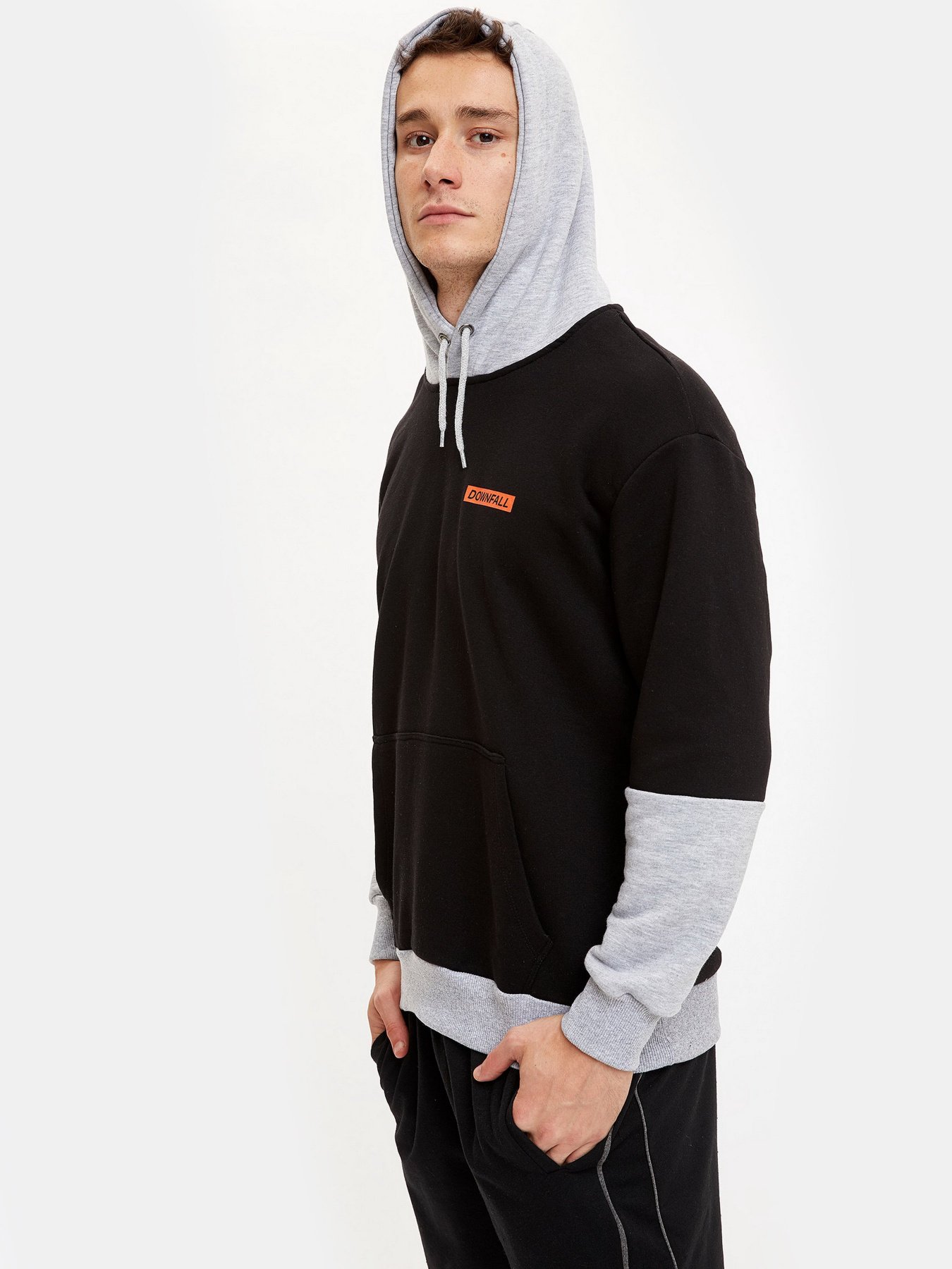 Худи DeFacto модель S8036AZ-BK27 Фото