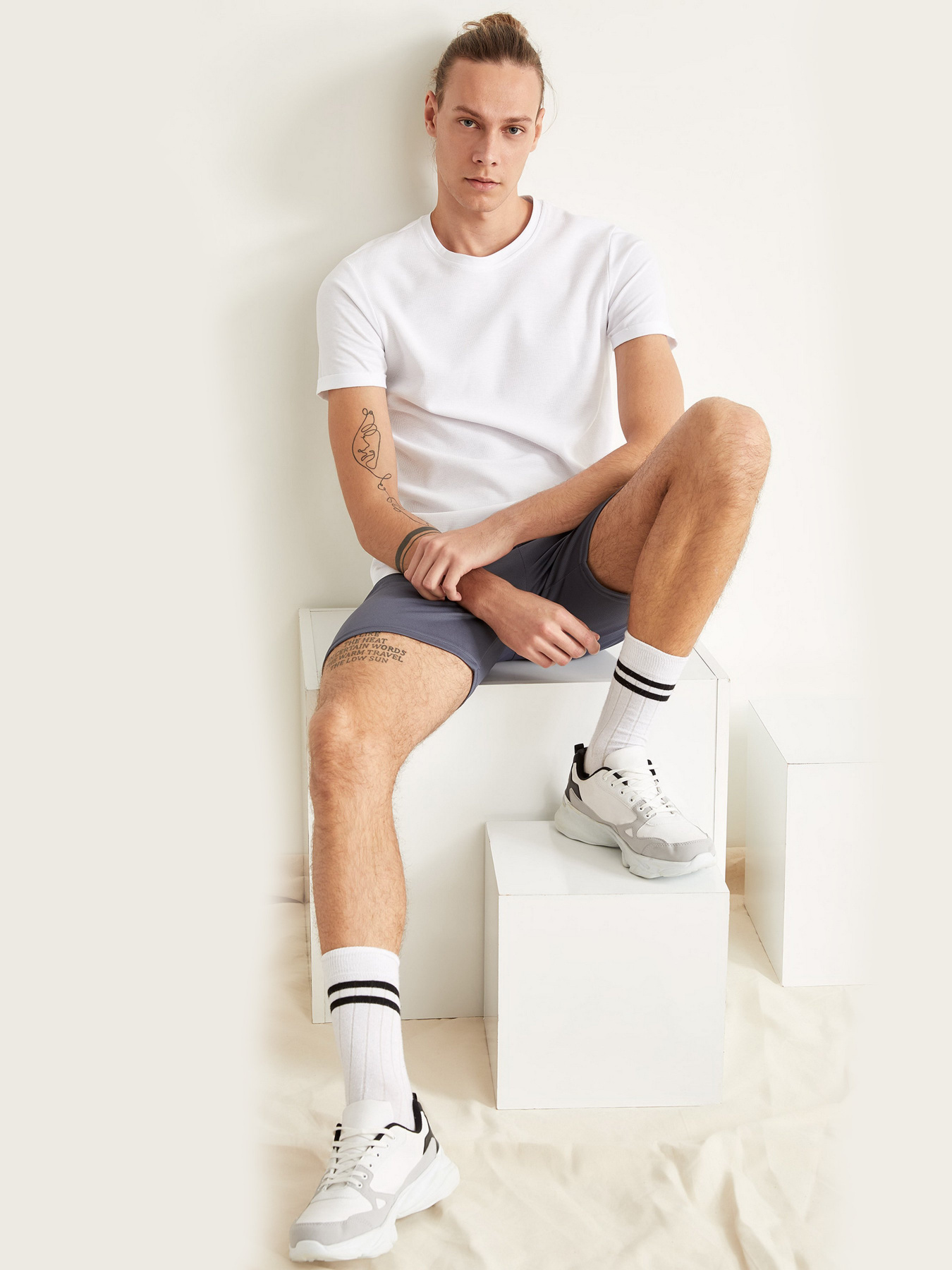 Футболки и поло DeFacto модель S8897AZ-WT34 Фото