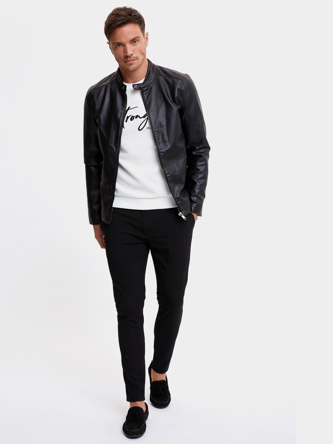 Куртка кожаная DeFacto модель R0868AZ-BK27 Куртка кожаная DeFacto модель R0868AZ-BK27 Фото