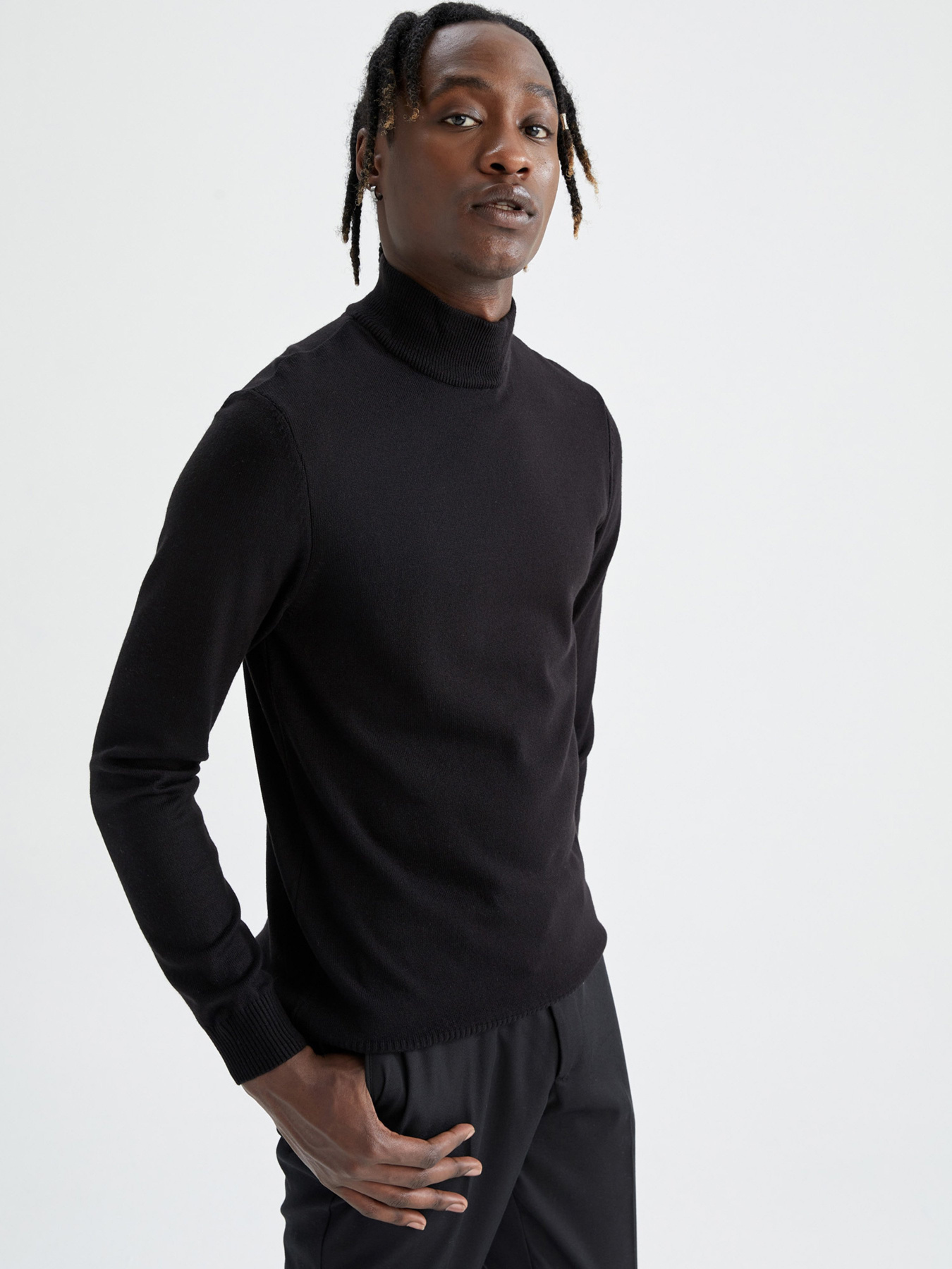 Водолазка DeFacto модель R1127AZ-BK27 Фото