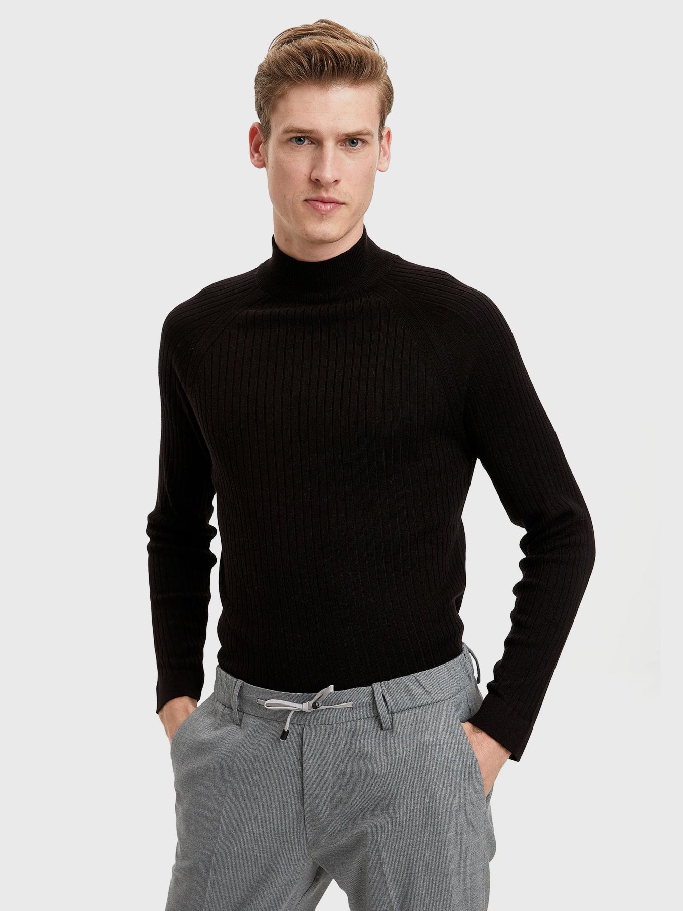 Водолазка DeFacto модель R2591AZ-BK27 Фото