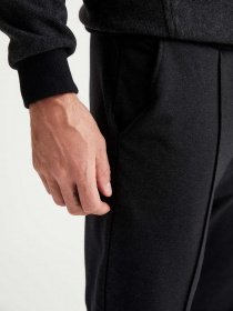 Спортивні штани DeFacto модель T1794AZ-AR94 Спортивні штани DeFacto модель T1794AZ-AR94 Фото