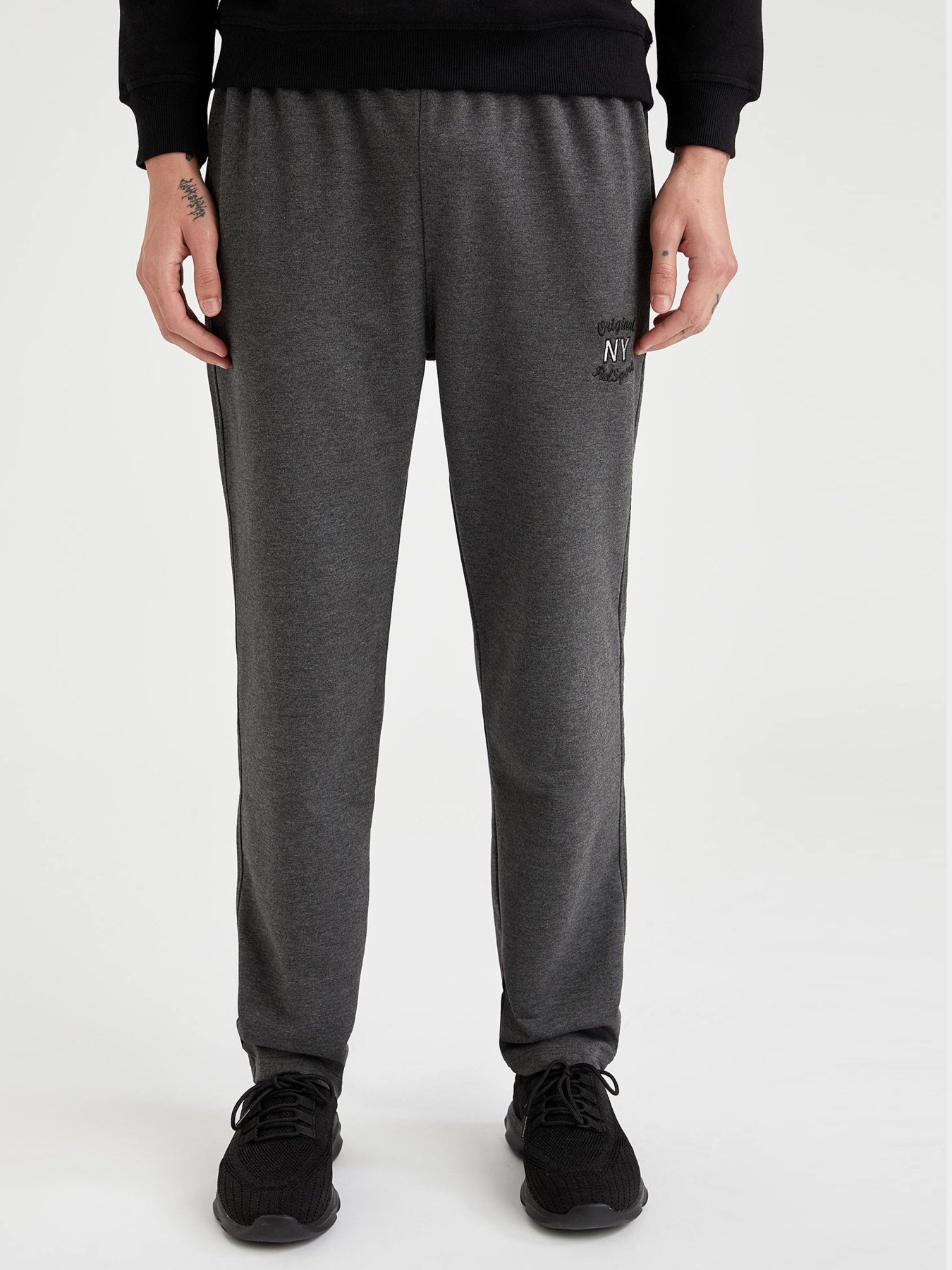 Штаны спортивные DeFacto модель T5068AZ-AR94 Фото