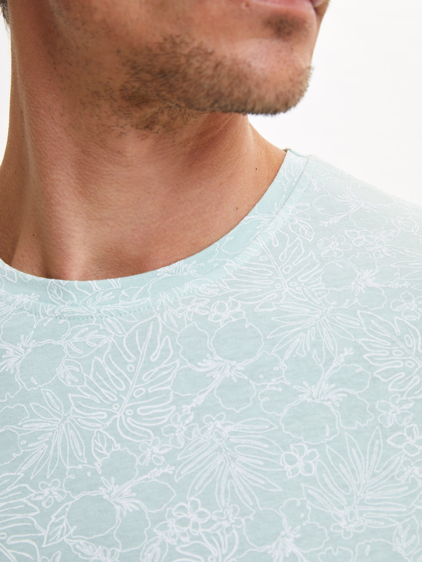 Футболки і поло DeFacto модель N6996AZ-GN957 Футболки і поло DeFacto модель N6996AZ-GN957 Фото