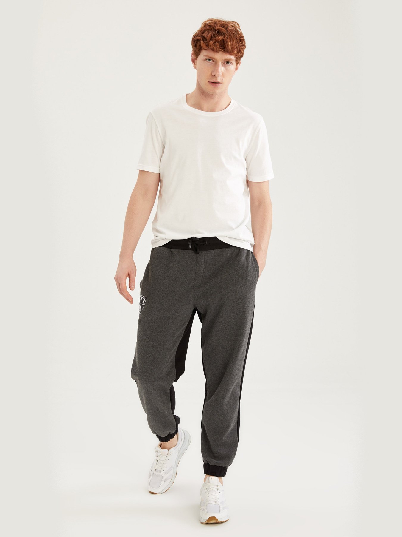 Штани спортивні DeFacto модель T2807AZ-AR176 Фото