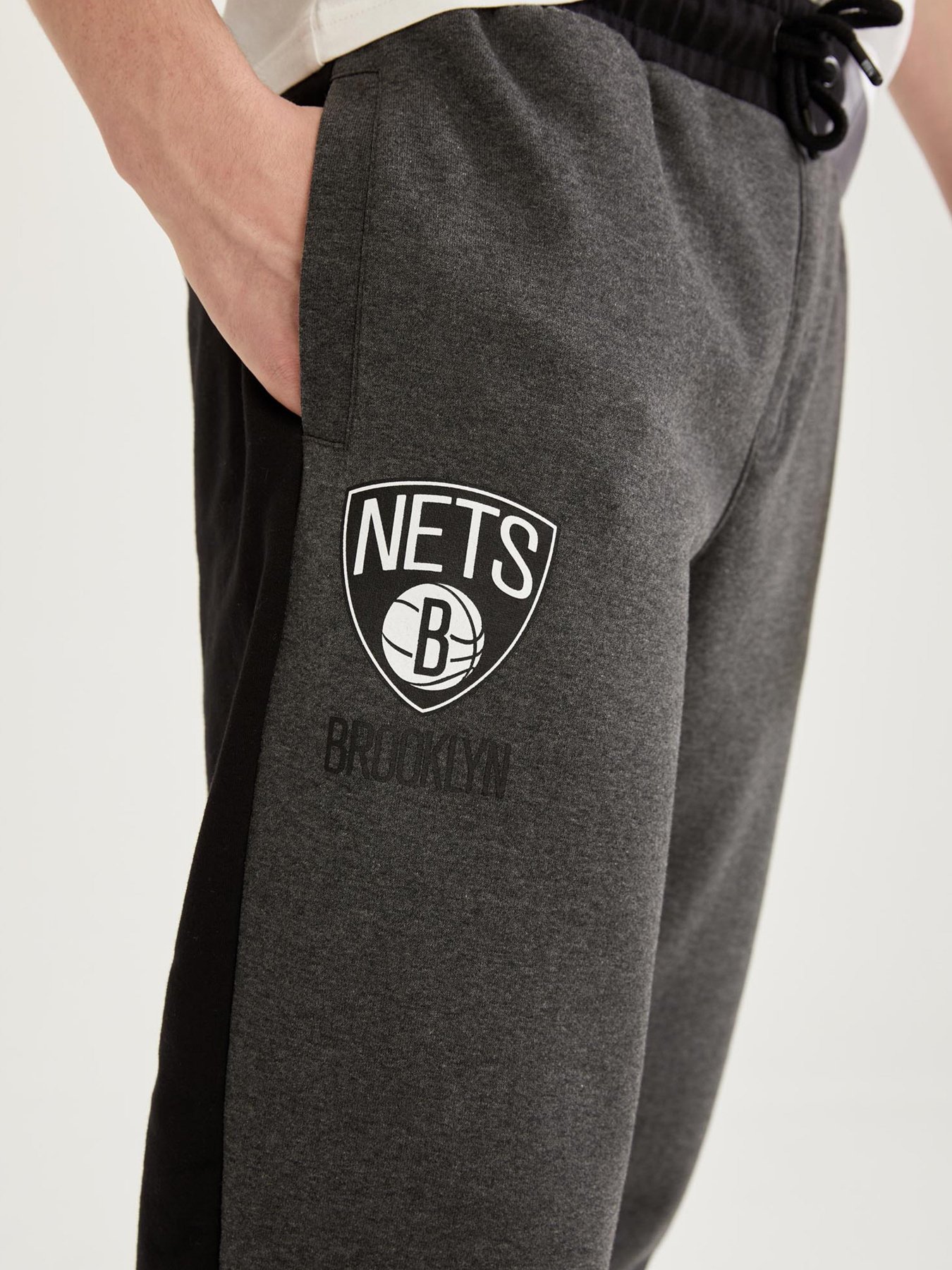 Спортивні штани DeFacto модель T2807AZ-AR176 Фото