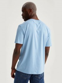 Футболки и поло DeFacto модель M7666AZ-BE281 Футболки и поло DeFacto модель M7666AZ-BE281 Фото