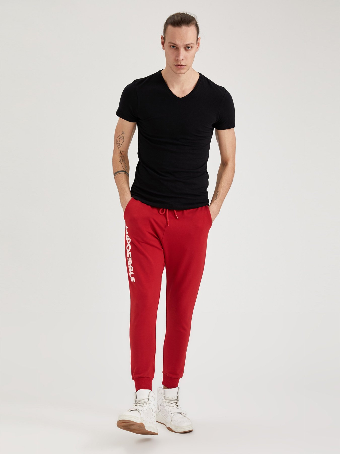 Футболки и поло DeFacto модель L4884AZ-BK27 Фото