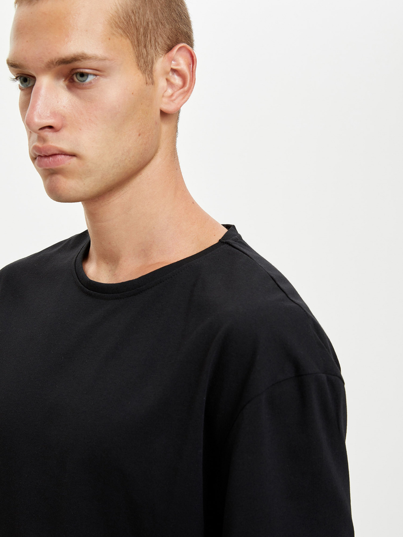 Набор футболок DeFacto модель S7356AZ-BK27 Фото