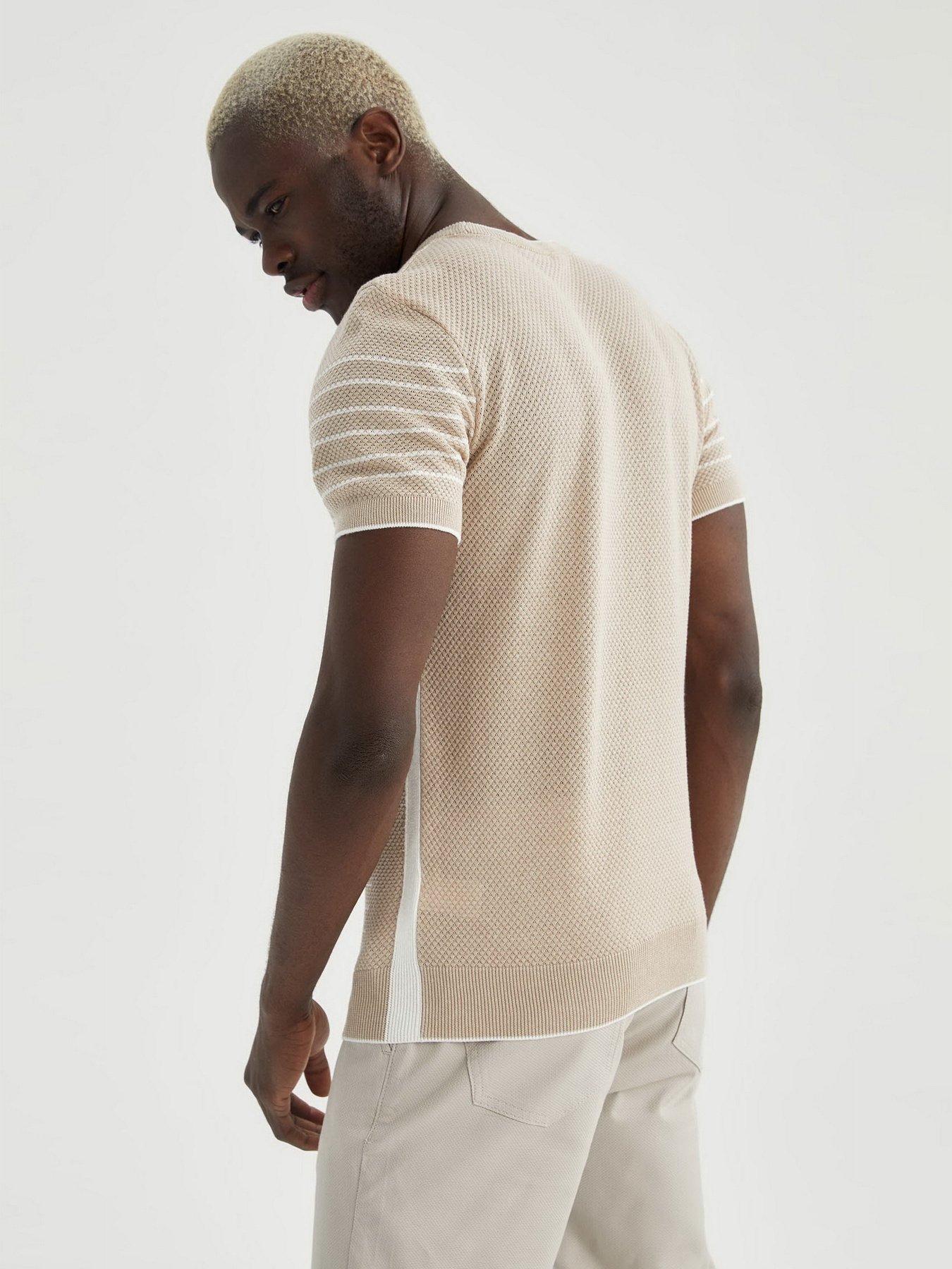 Футболка DeFacto модель U5226AZ-BG110 Фото