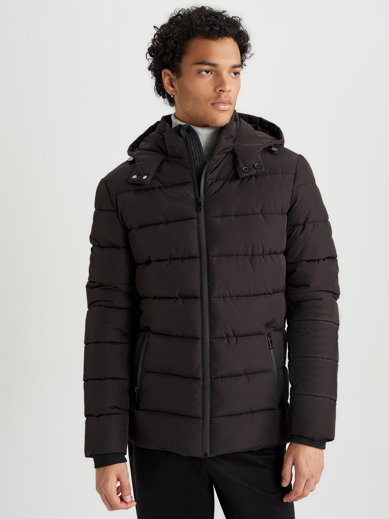 Демисезонная куртка DeFacto модель R0216AZ-BK27 Фото