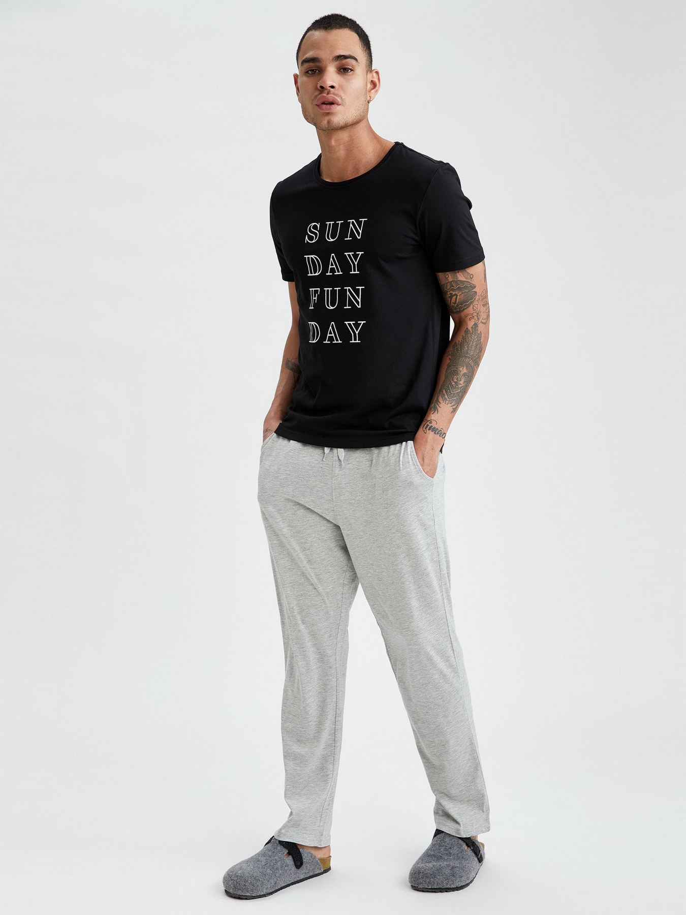 Піжама DeFacto Модель T9311AZ-BK27 Фото