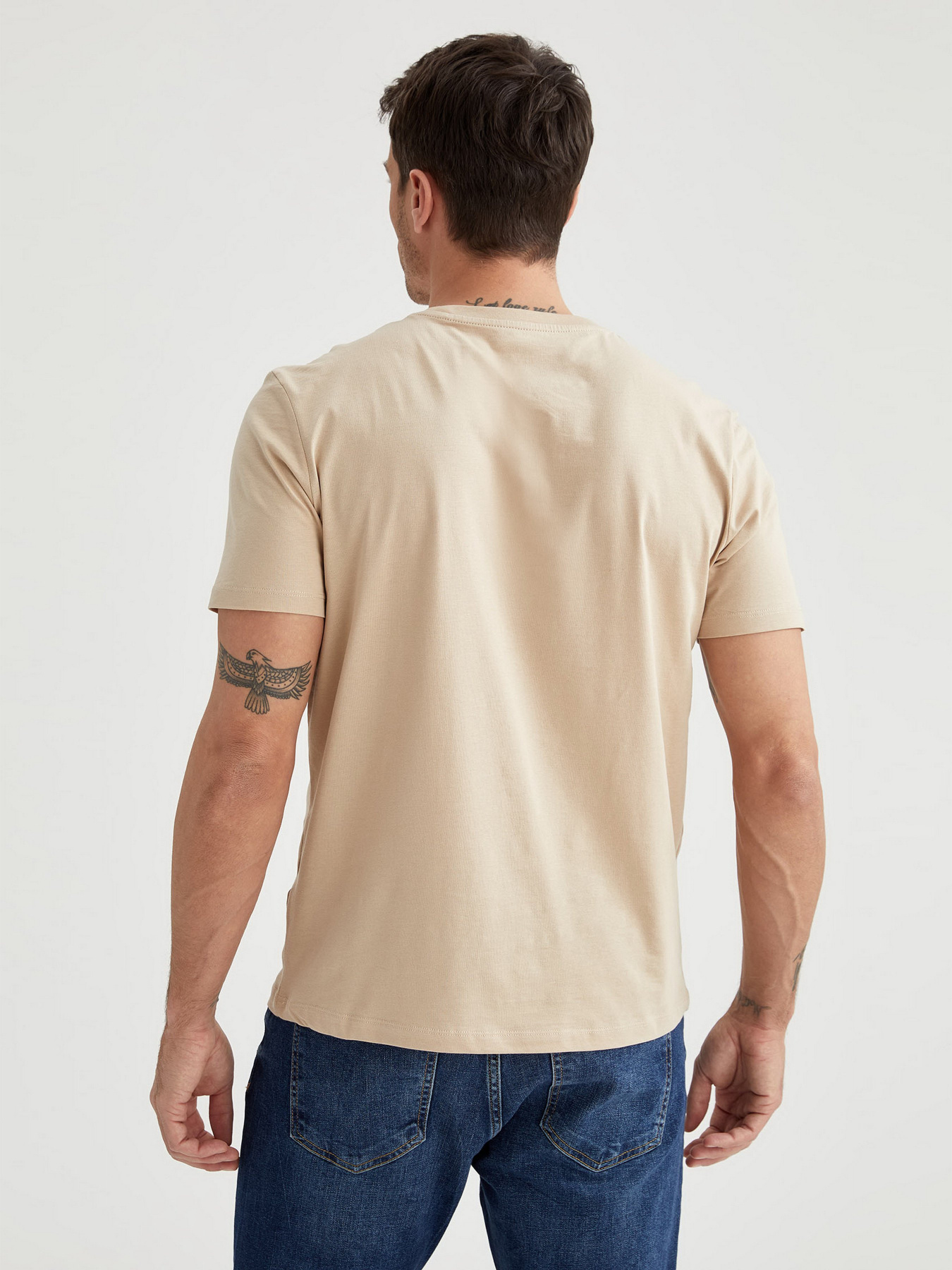 Футболки и поло DeFacto модель M7666AZ-BG621 Фото