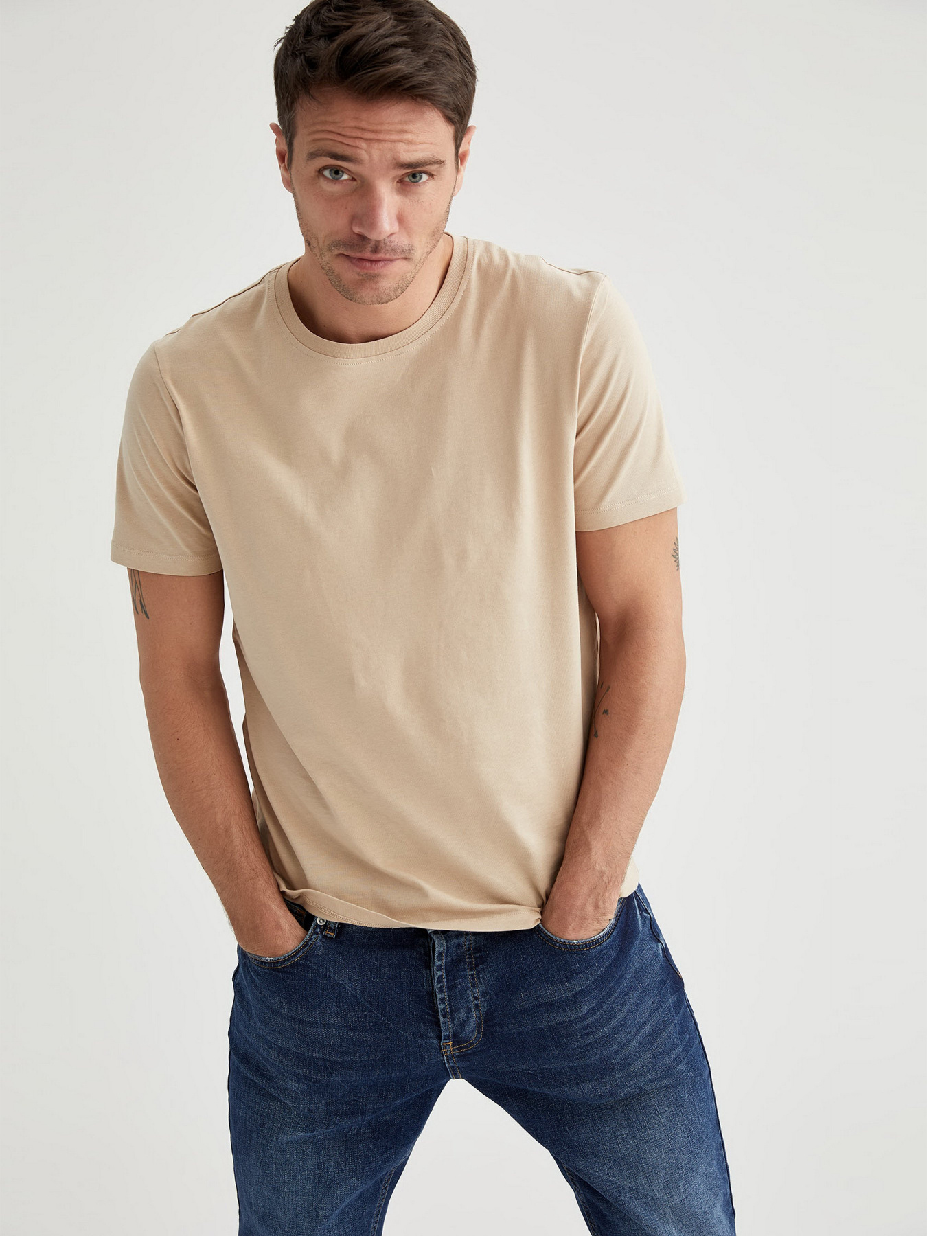 Футболки и поло DeFacto модель M7666AZ-BG621 Фото