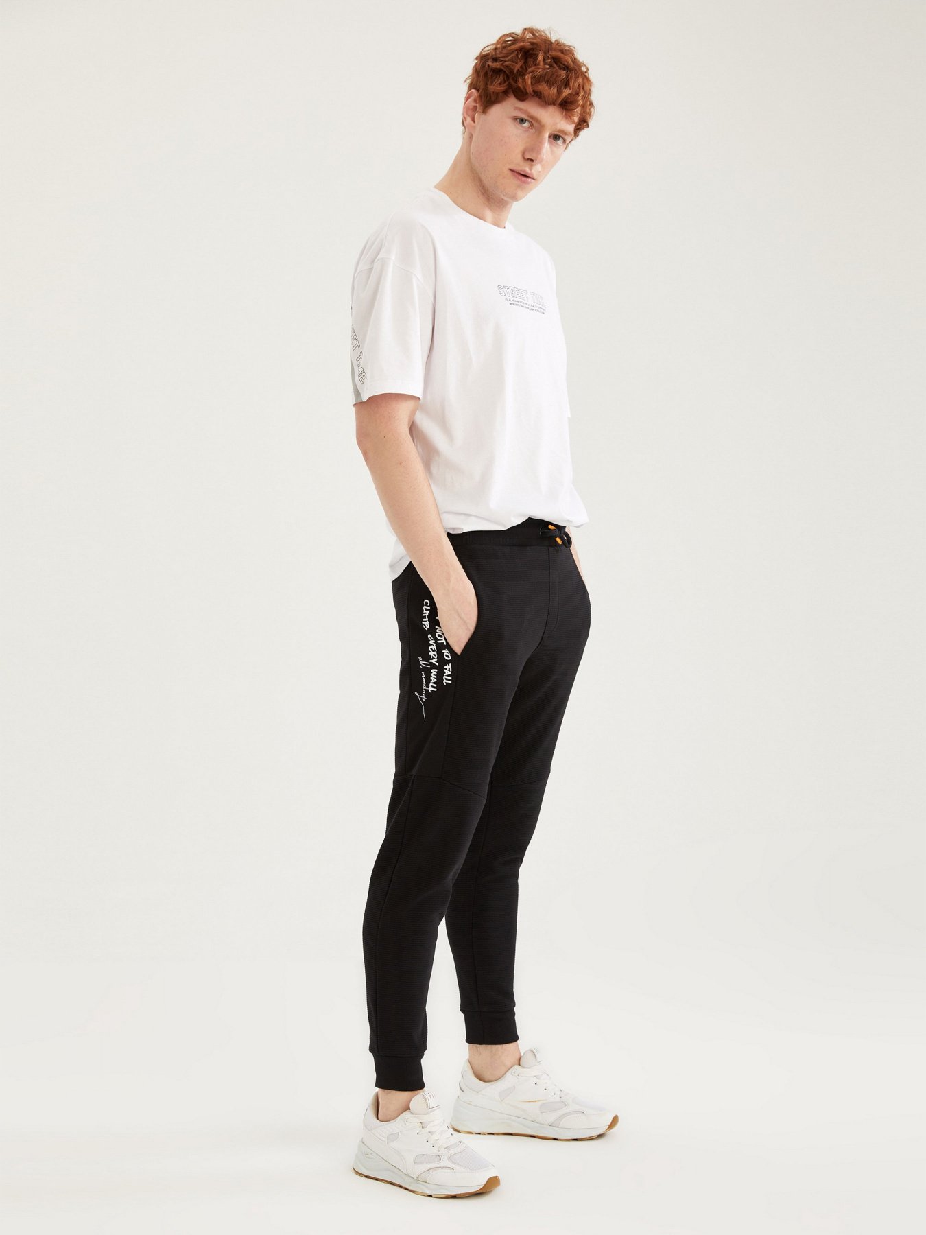 Штаны спортивные DeFacto модель T8064AZ-BK27 Фото