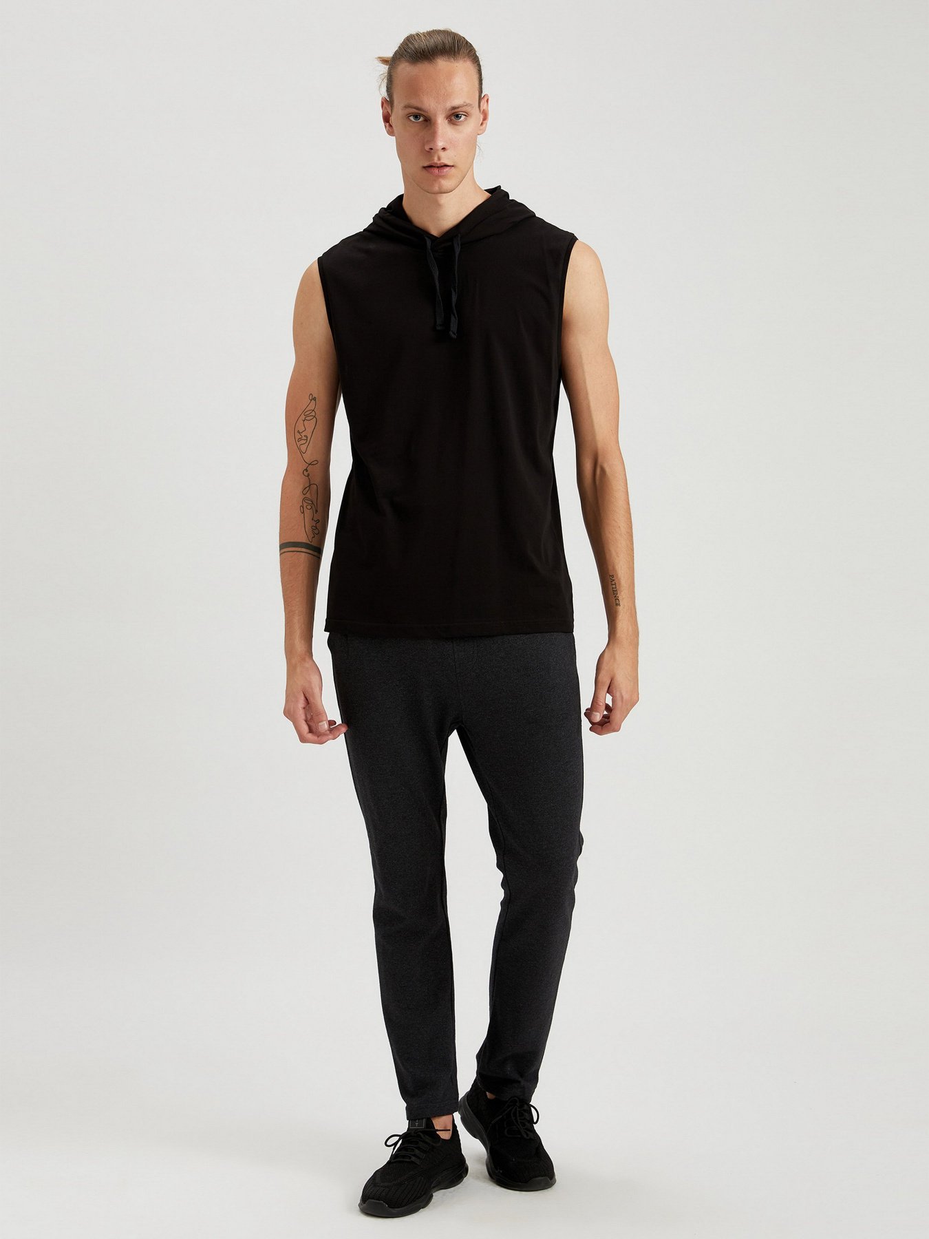 Жилет DeFacto модель S5999AZ-BK27 Фото