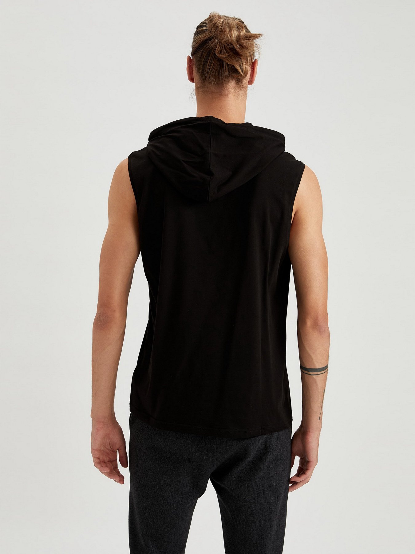 Жилет DeFacto модель S5999AZ-BK27 Фото