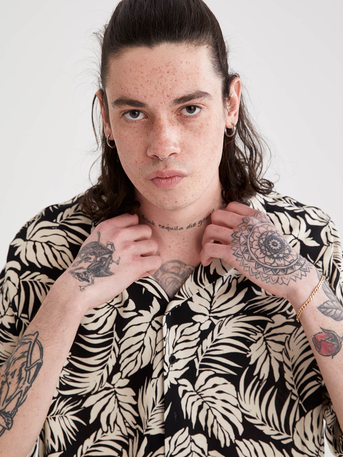 Сорочка повсякденна DeFacto модель U0431AZ-BK27 Фото