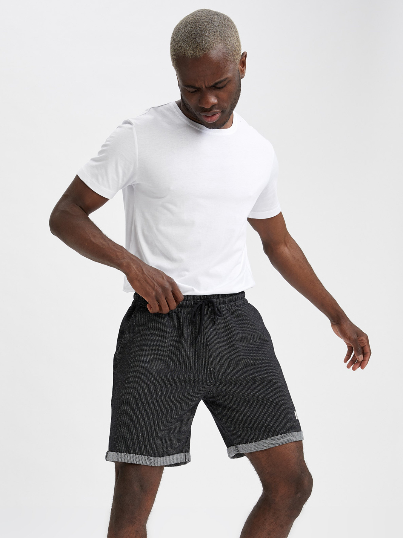 Шорти DeFacto модель N0640AZ-BK27 Фото