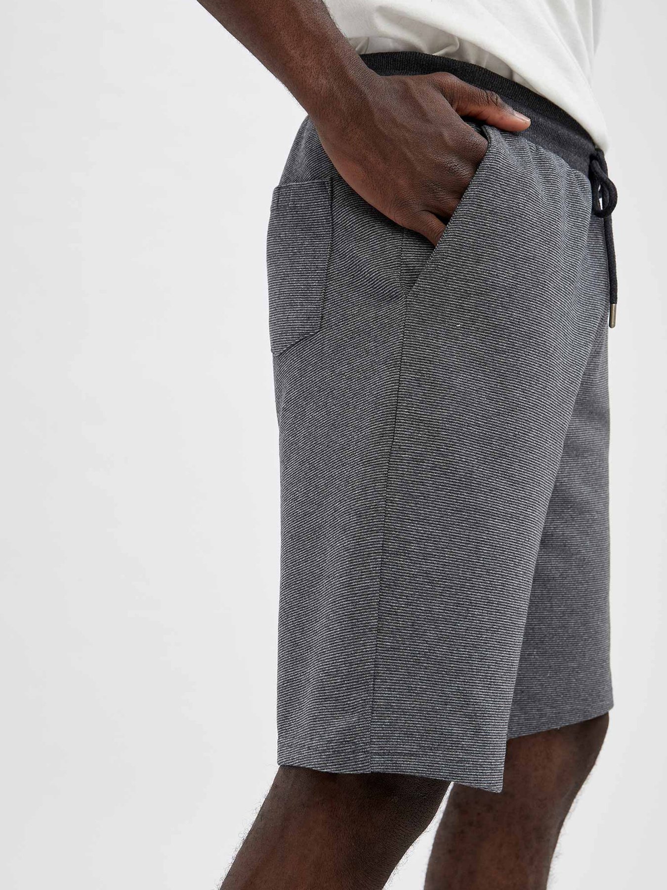 Шорти DeFacto модель N0744AZ-AR44 Фото