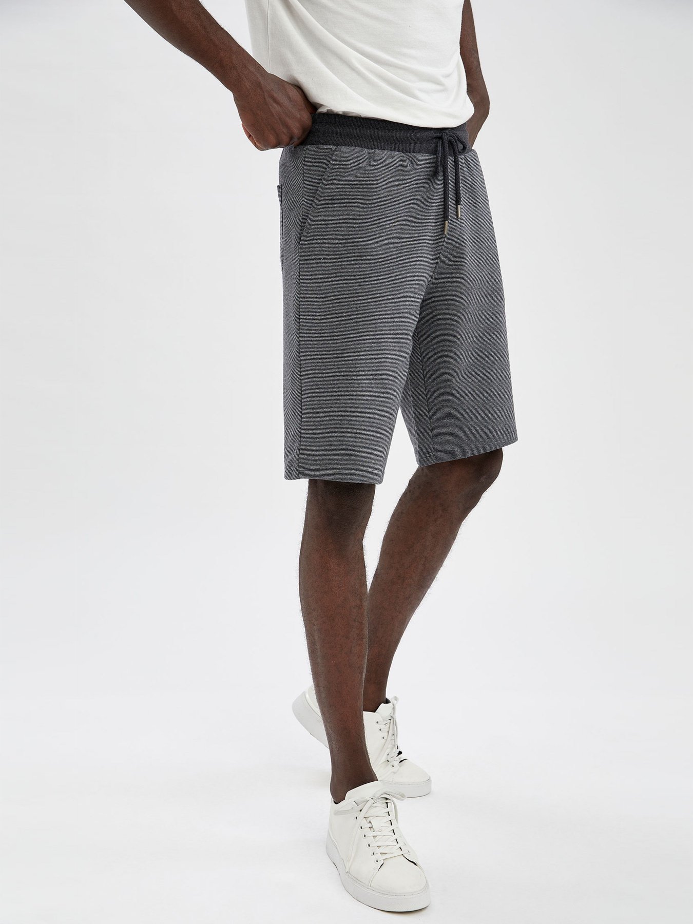 Шорты DeFacto модель N0744AZ-AR44 Фото