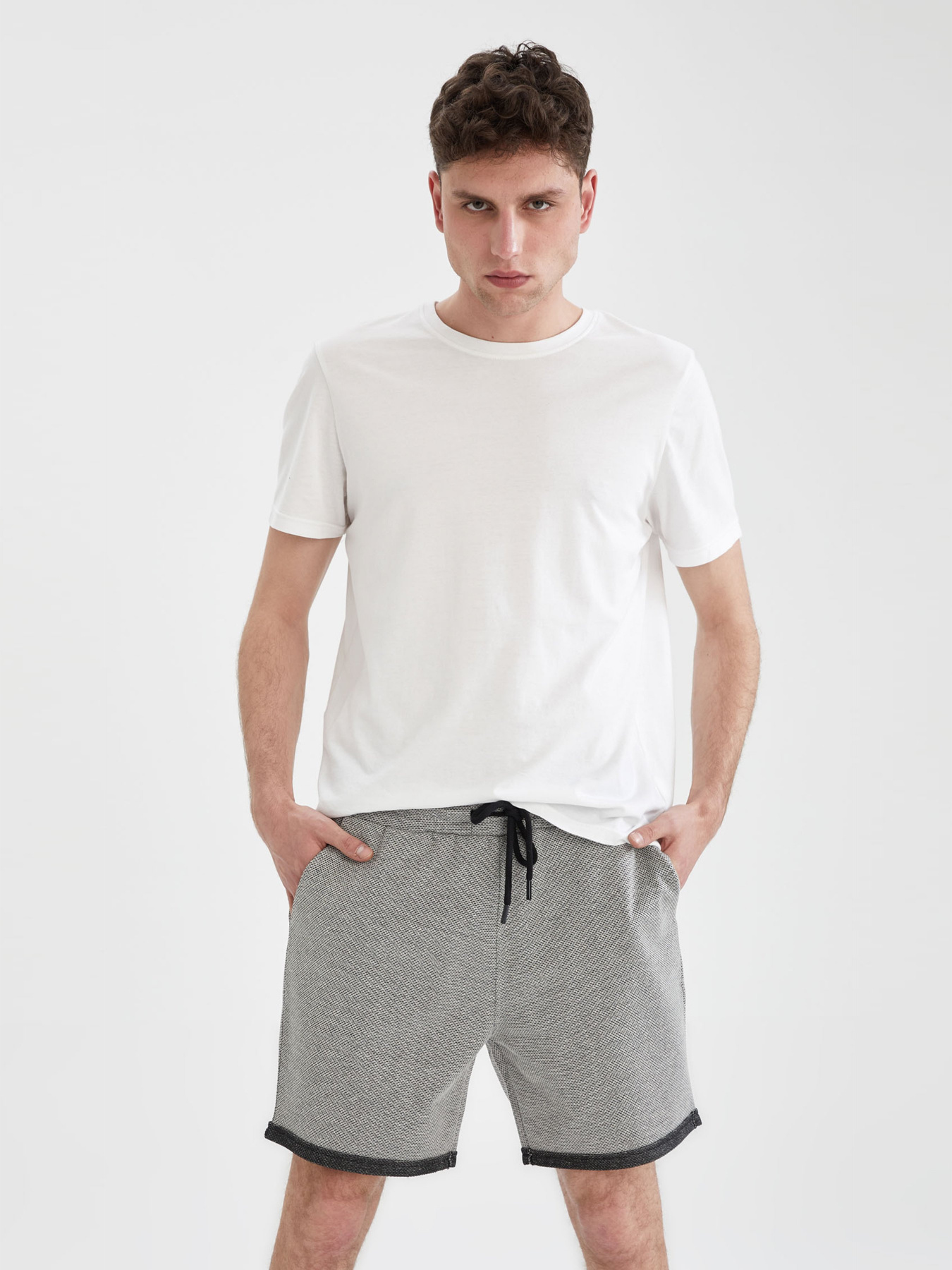 Шорты DeFacto модель U6149AZ-GR360 Фото